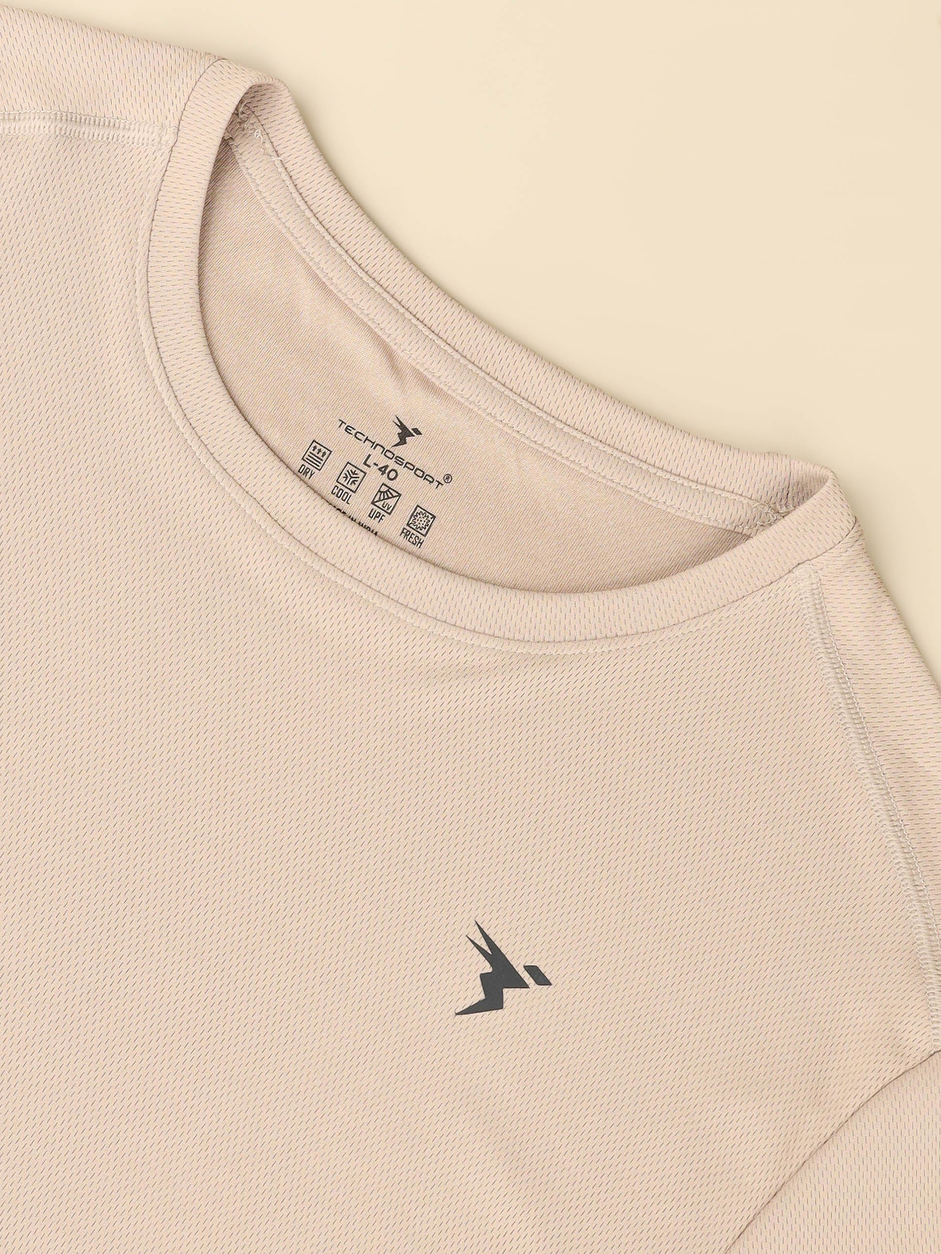 Men Solid Slim Fit Crew Neck T-shirt with TECHNO COOL+ - Image 7