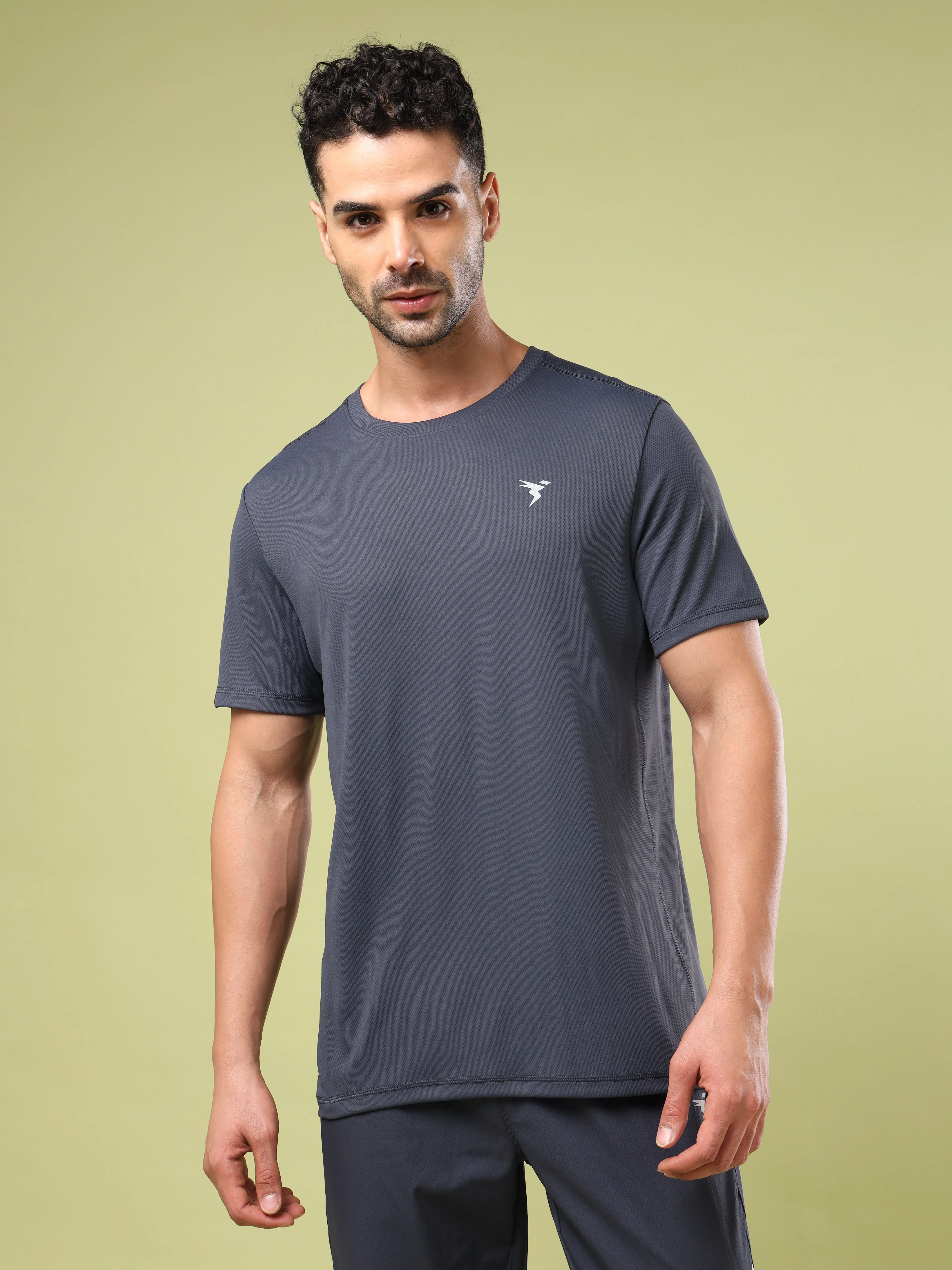 Men Solid Slim Fit Crew Neck T-shirt with TECHNO COOL+ - Image 2