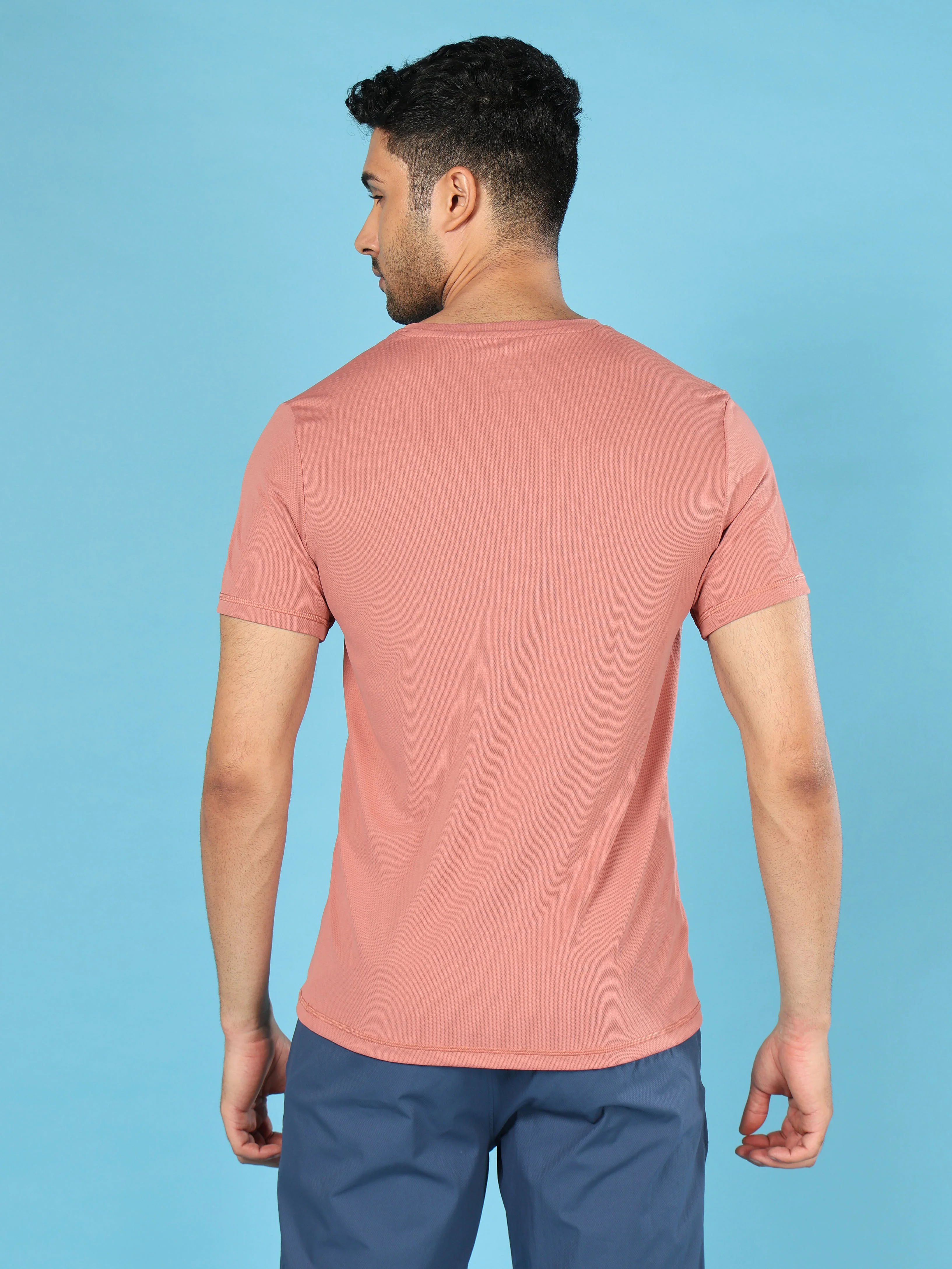 Men Solid Slim Fit Crew Neck T-shirt with TECHNO COOL+ - Image 2