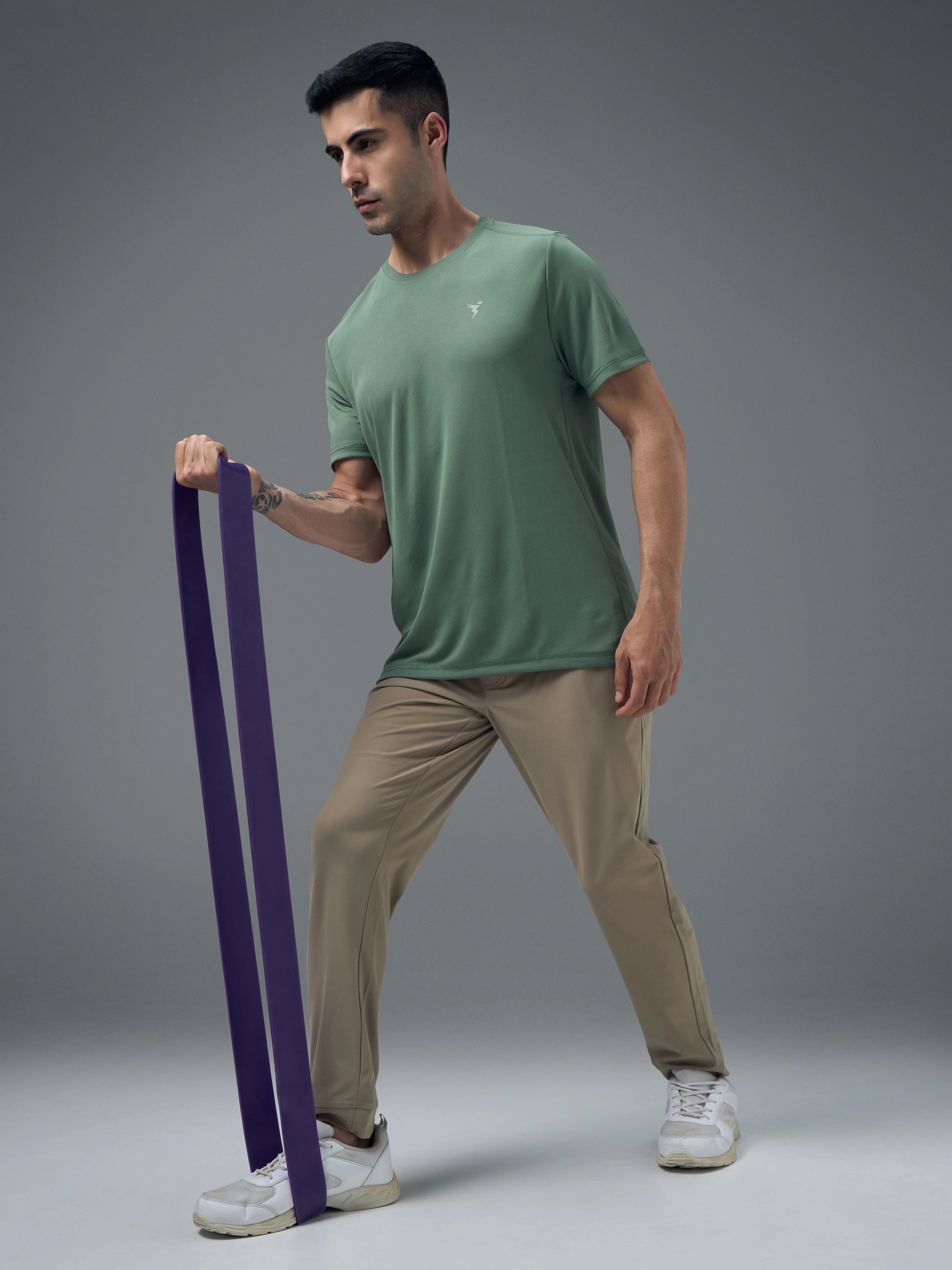 Men Solid Slim Fit Crew Neck T-shirt with TECHNO COOL+ - Image 5