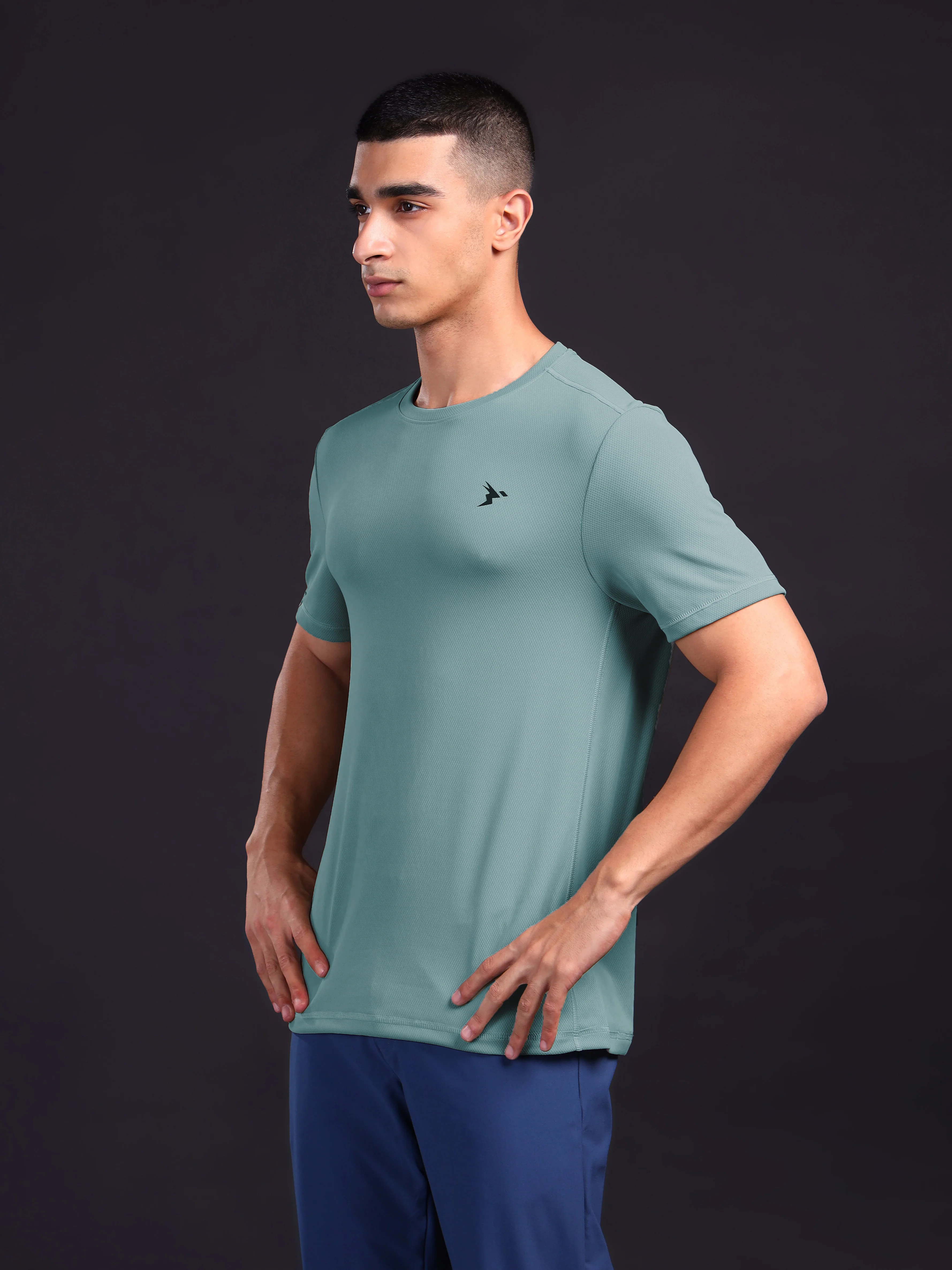 Men Solid Slim Fit Crew Neck T-shirt with TECHNO COOL+ - Image 2