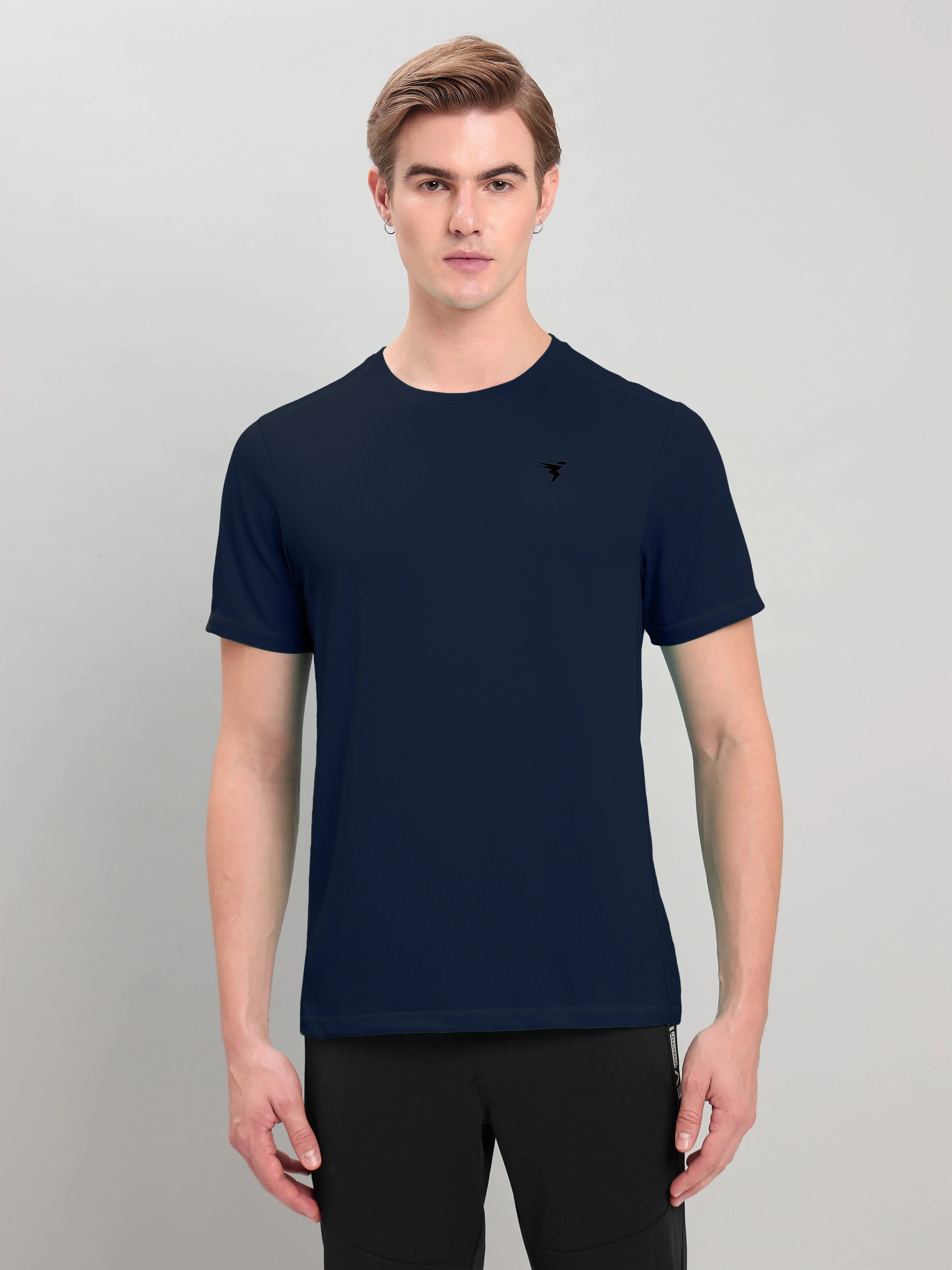 Men Solid Slim Fit Crew Neck T-shirt with TECHNO COOL+