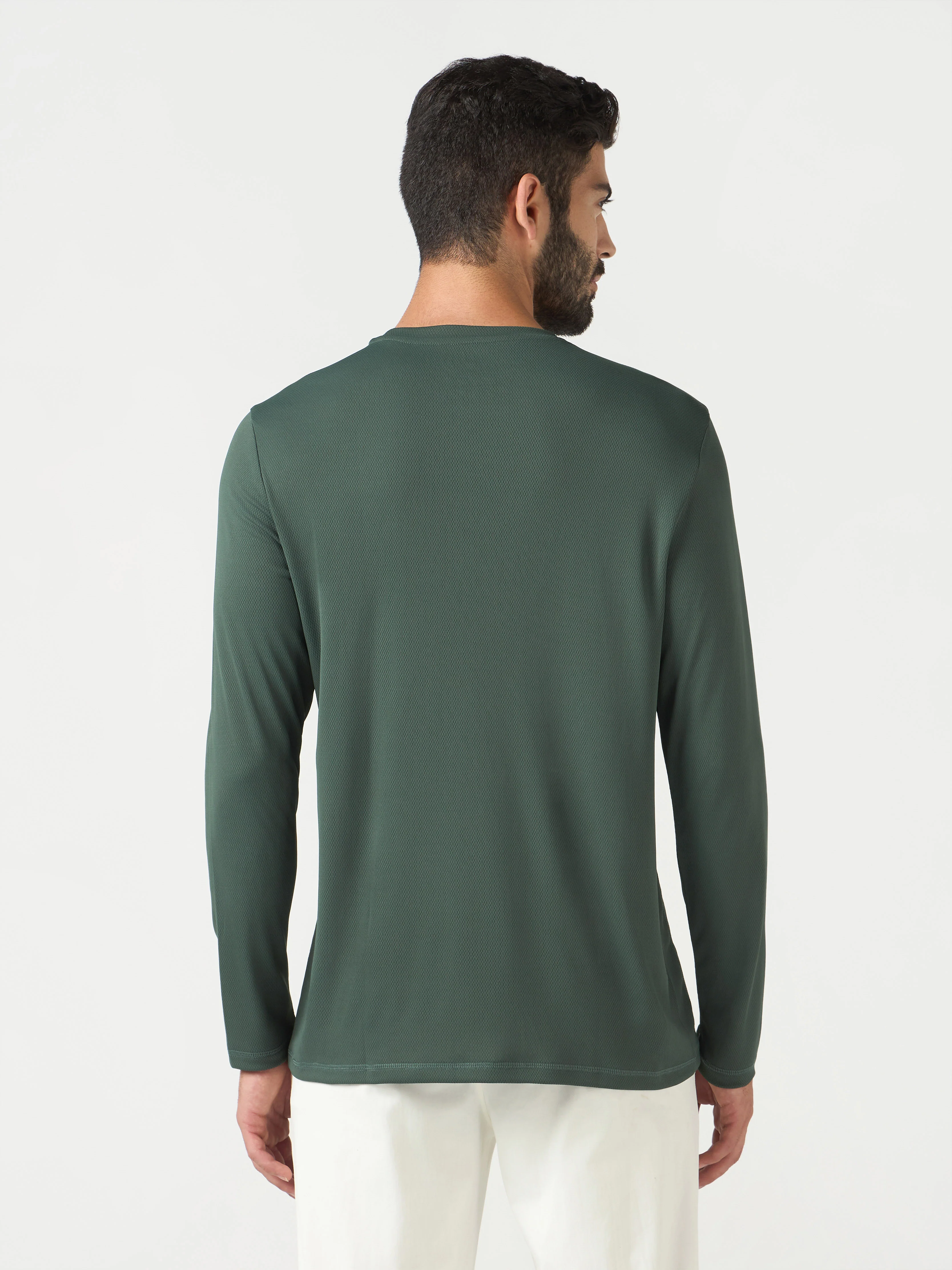 Men Solid Slim Fit Crew Neck T-shirt with TECHNO COOL+ - Image 3