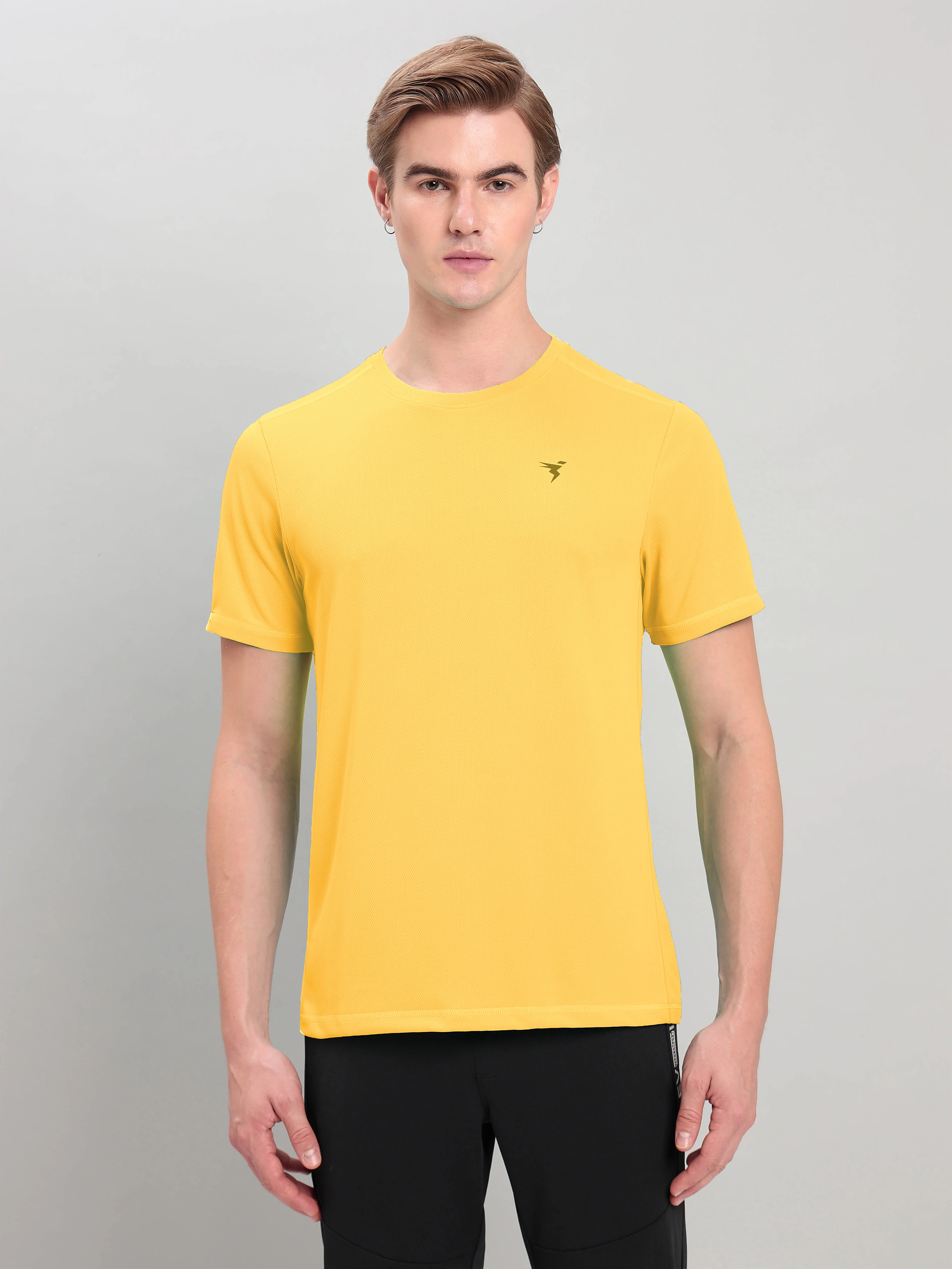 Men Solid Slim Fit Crew Neck T-shirt with TECHNO COOL+