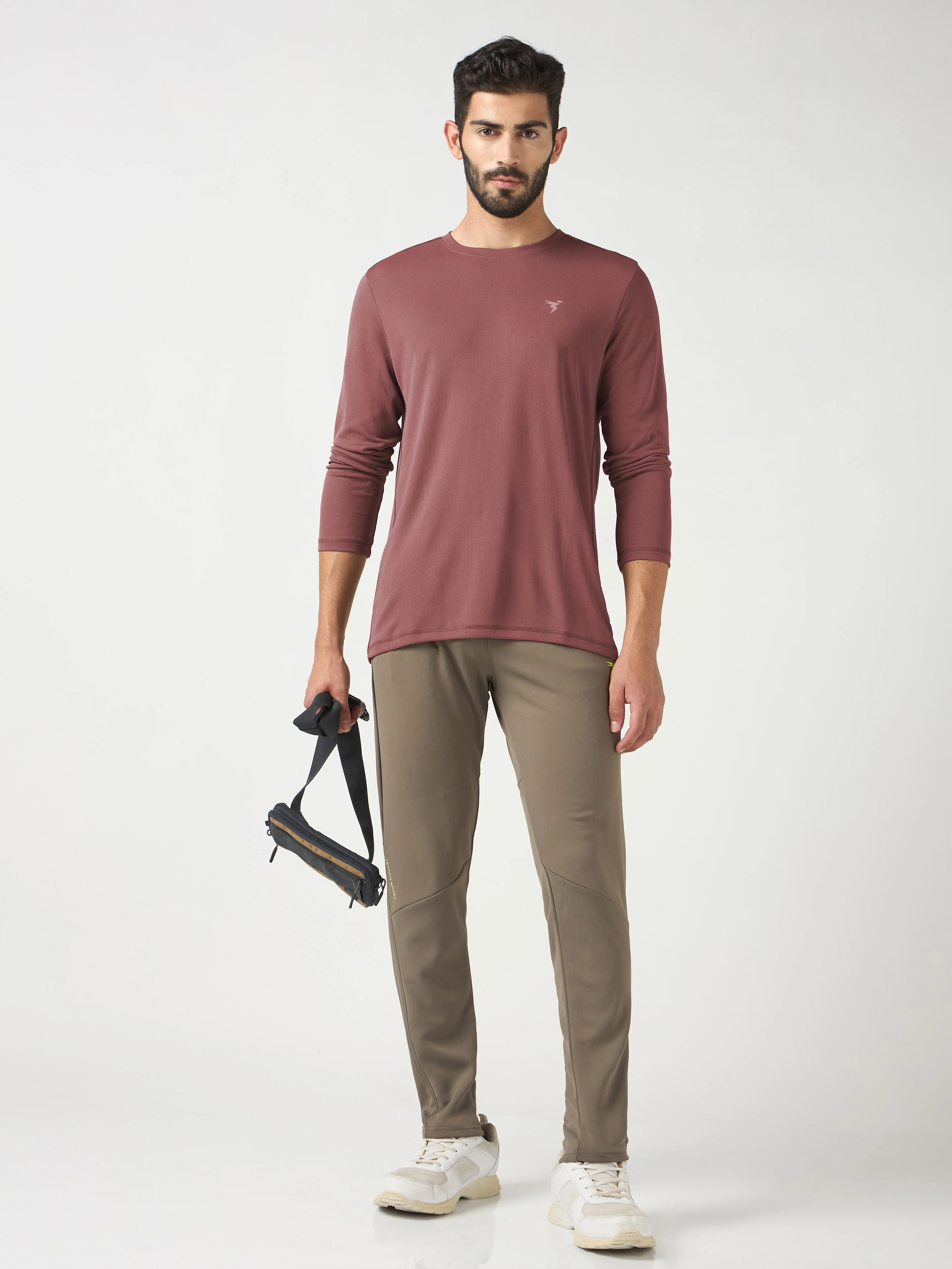 Men Solid Slim Fit Crew Neck T-shirt with TECHNO COOL+ - Image 4