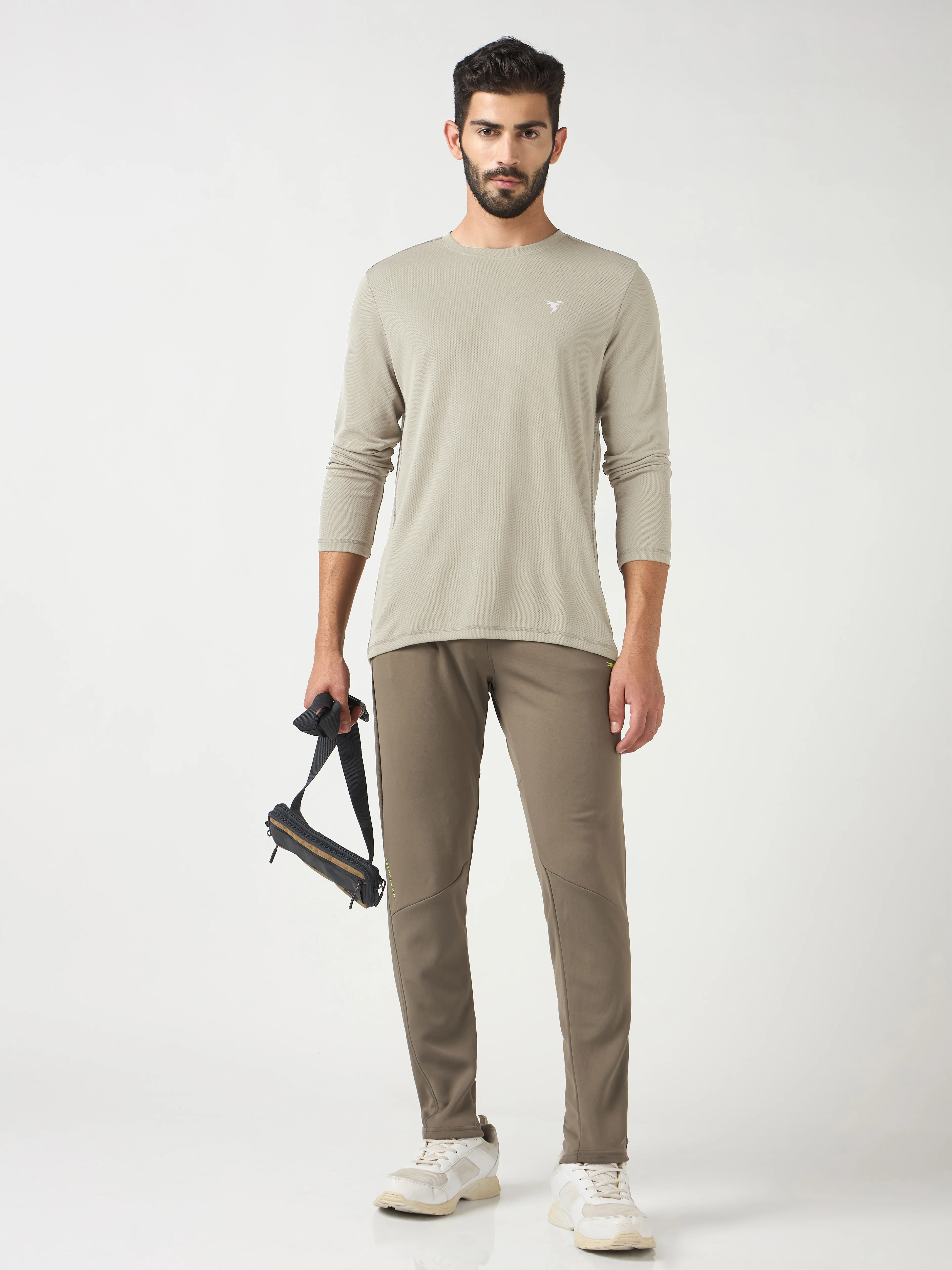 Men Solid Slim Fit Crew Neck T-shirt with TECHNO COOL+ - Image 4
