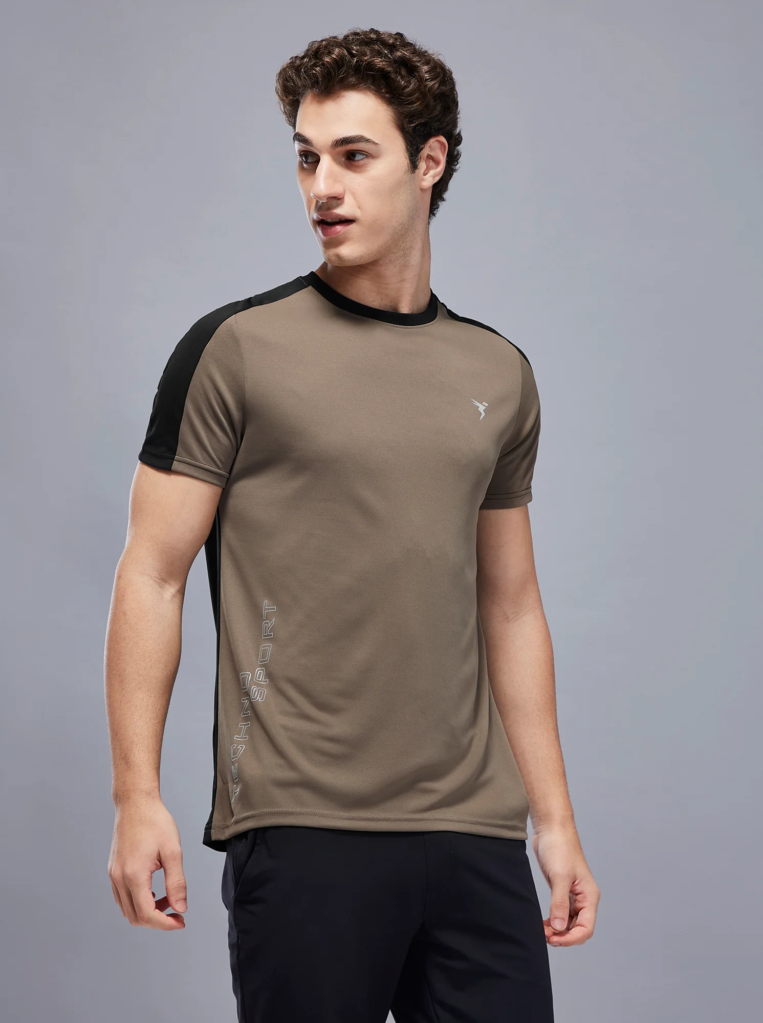 Men Solid Slim Fit Crew Neck T-shirt with TECHNO COOL+ - Image 4