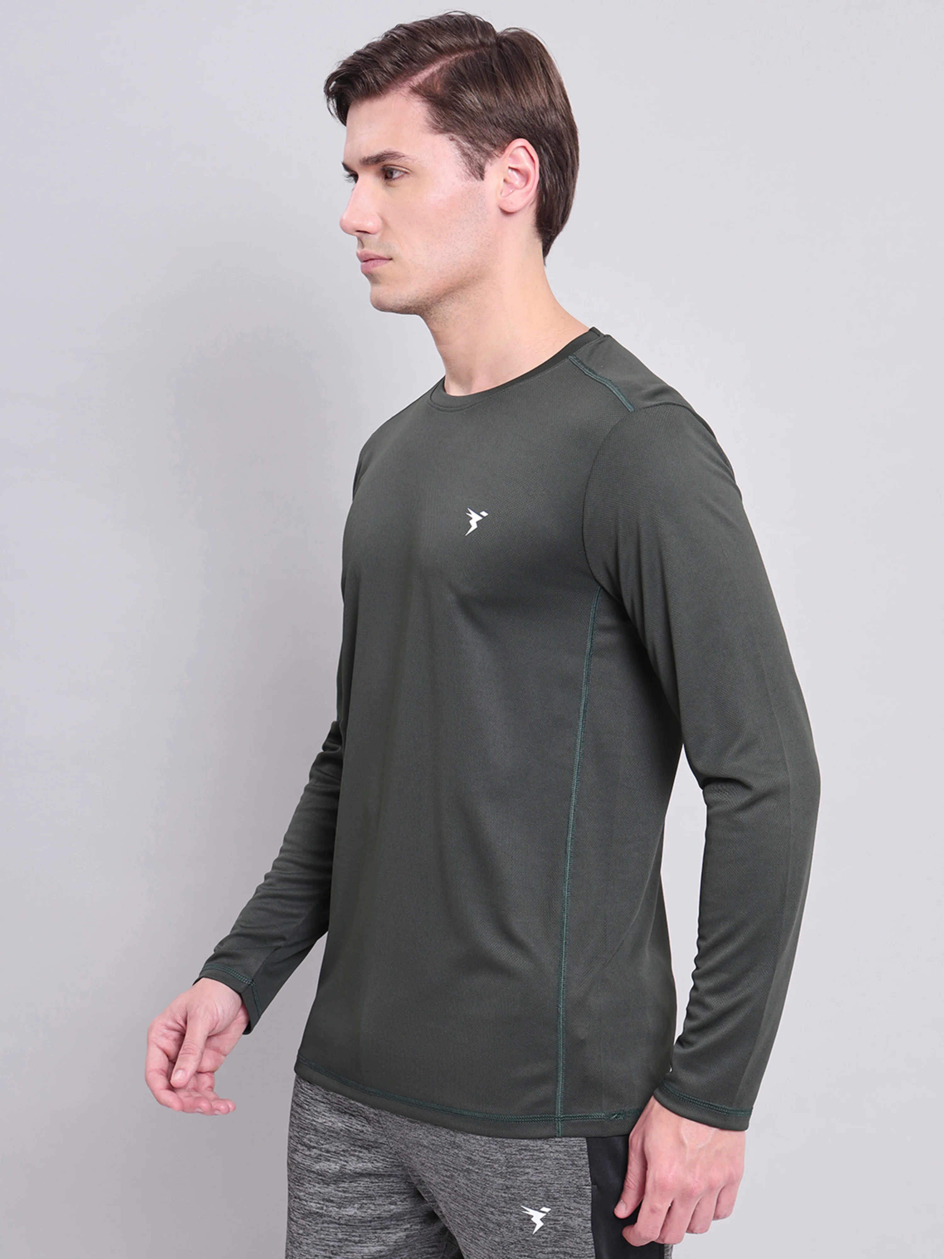 Men Solid Slim Fit Crew Neck T-shirt with TECHNO COOL+ (Pack of 2) - Image 4