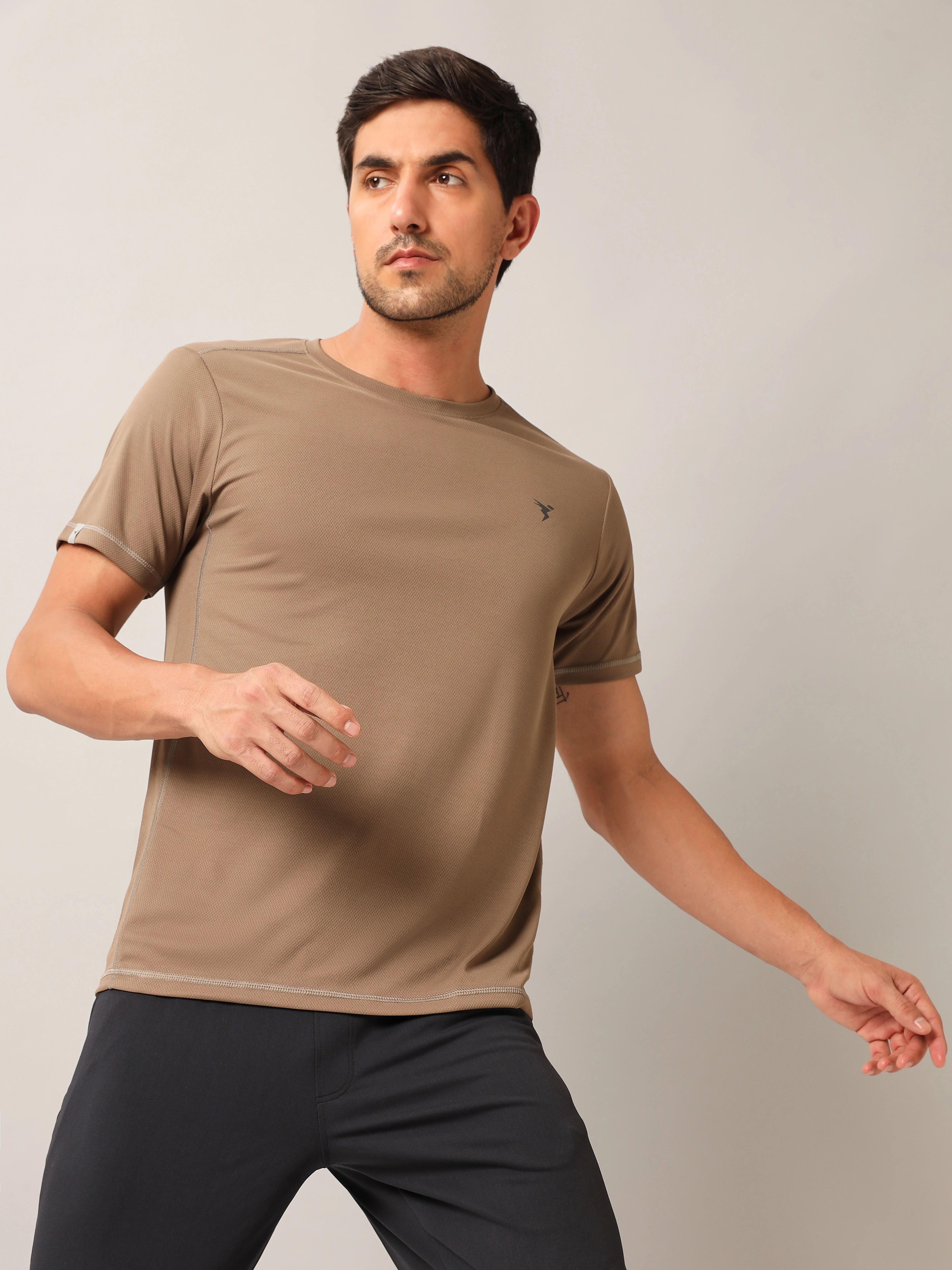 Men Solid Slim Fit Crew Neck T-shirt with TECHNO COOL+ (Pack of 3) - Image 5