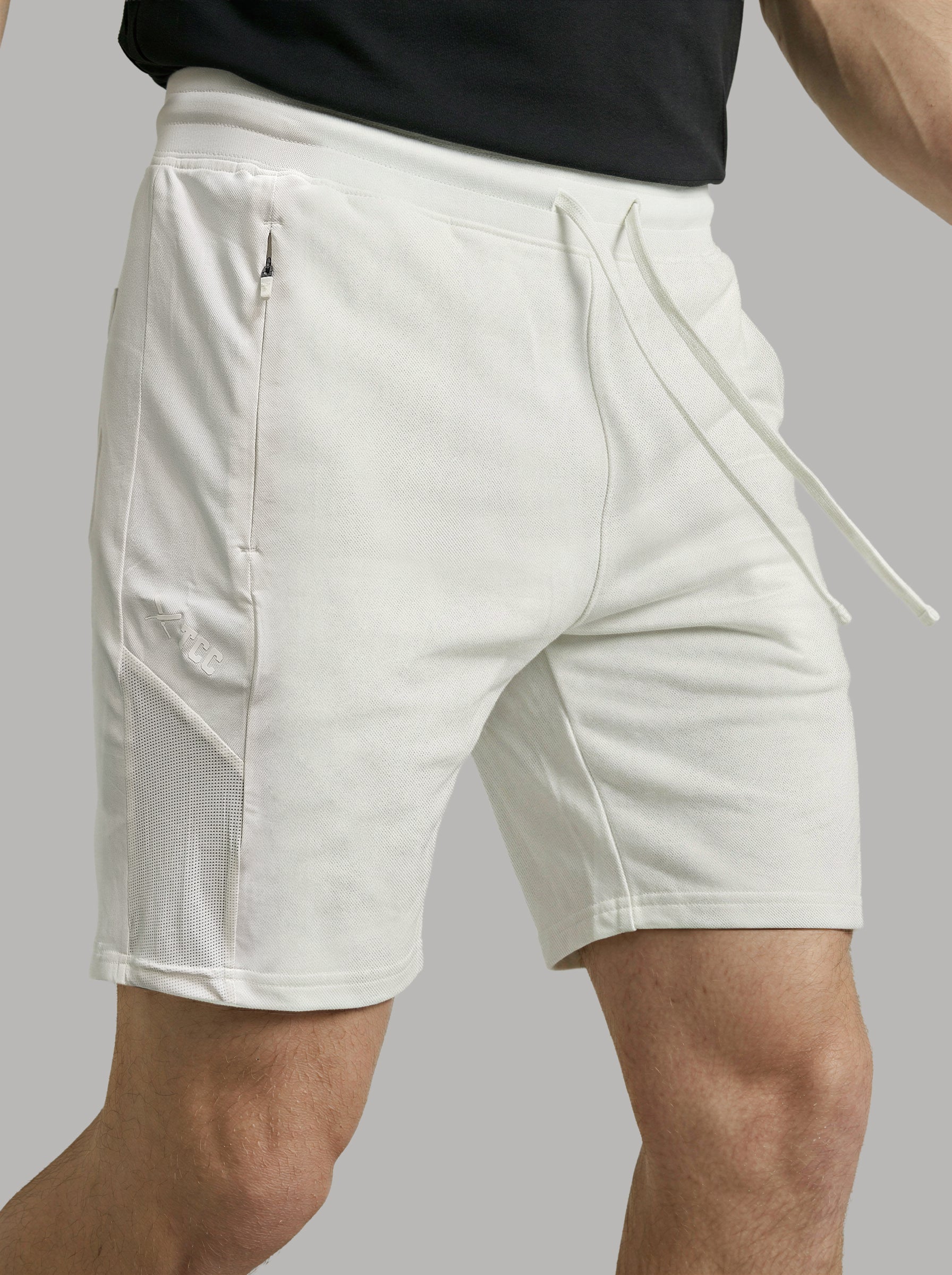 Men Solid Slim Fit Cricket Shorts with TECHNO DRY - Image 5