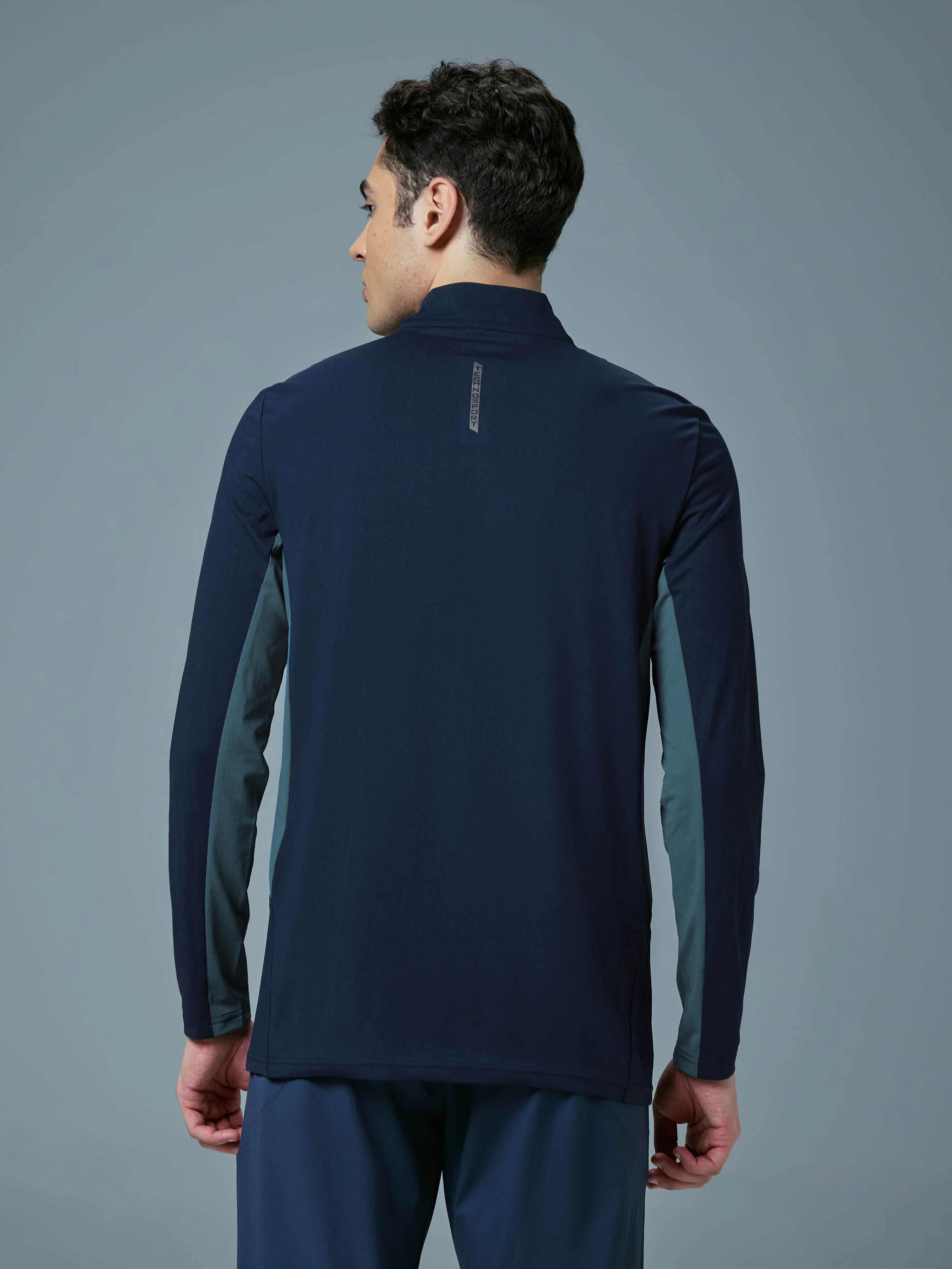 Men Colorblock Slim Fit Mock Neck Sports T-shirt with COTFLEX - Image 3