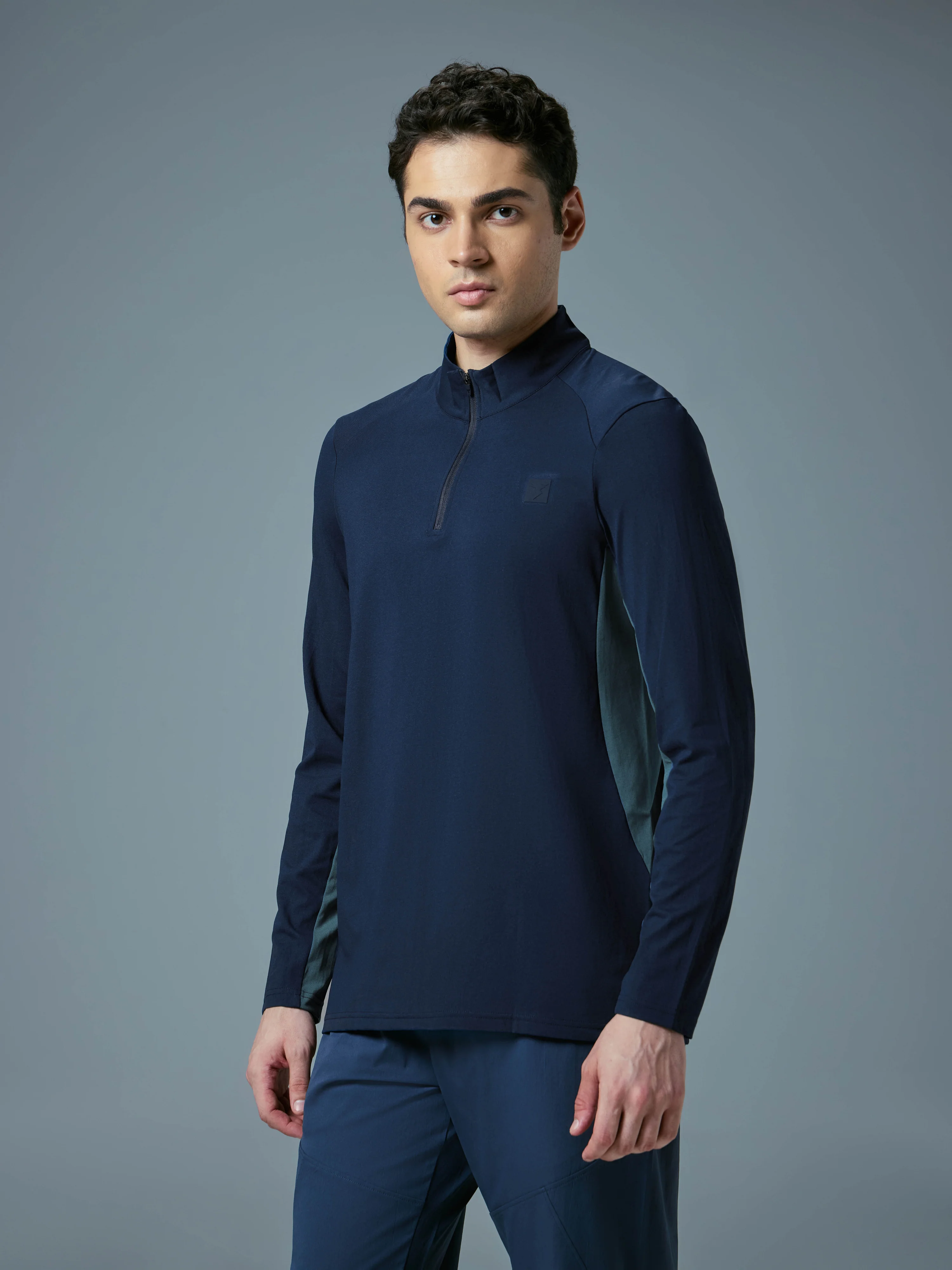 Men Colorblock Slim Fit Mock Neck Sports T-shirt with COTFLEX - Image 4