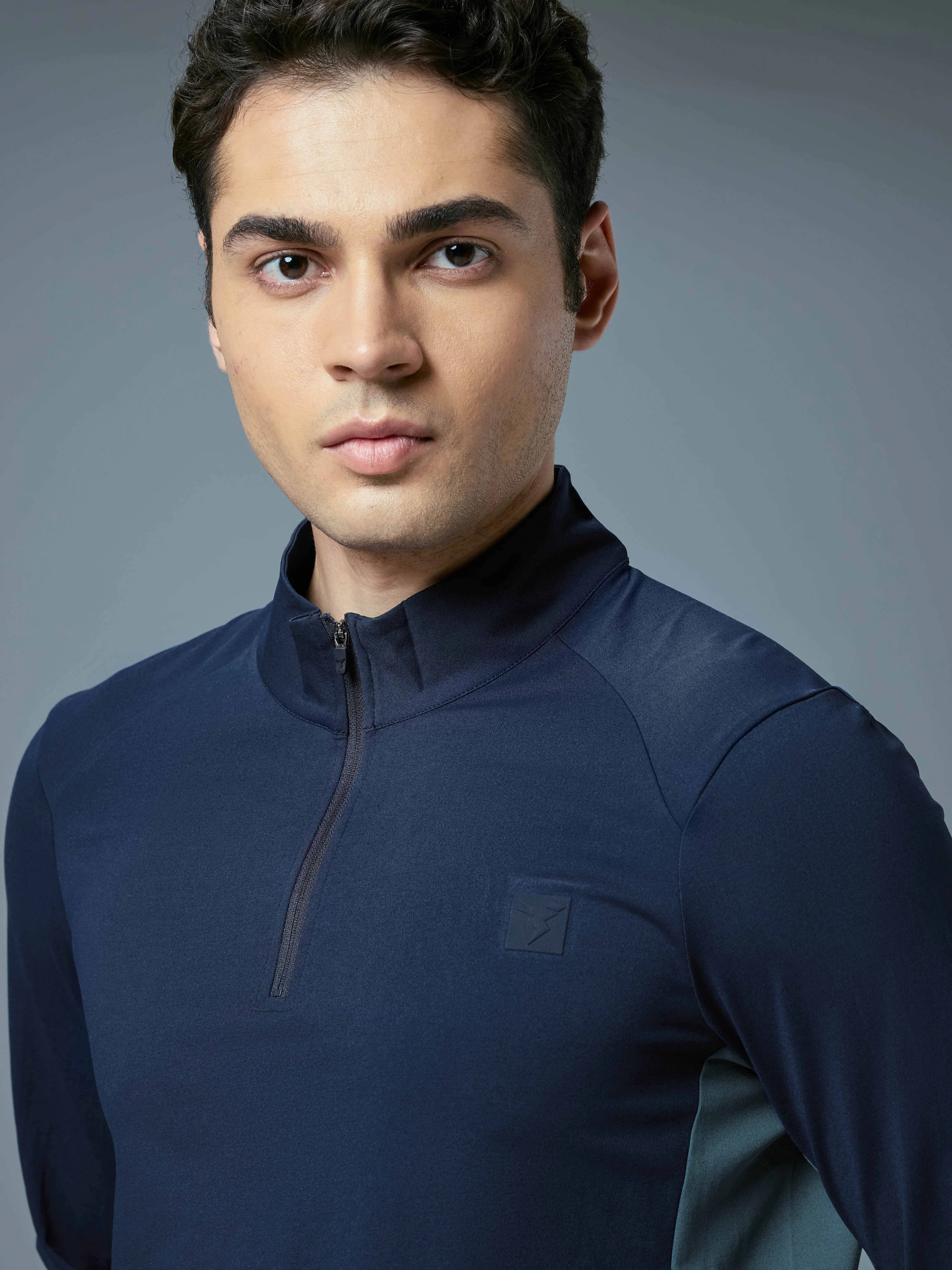 Men Colorblock Slim Fit Mock Neck Sports T-shirt with COTFLEX - Image 6