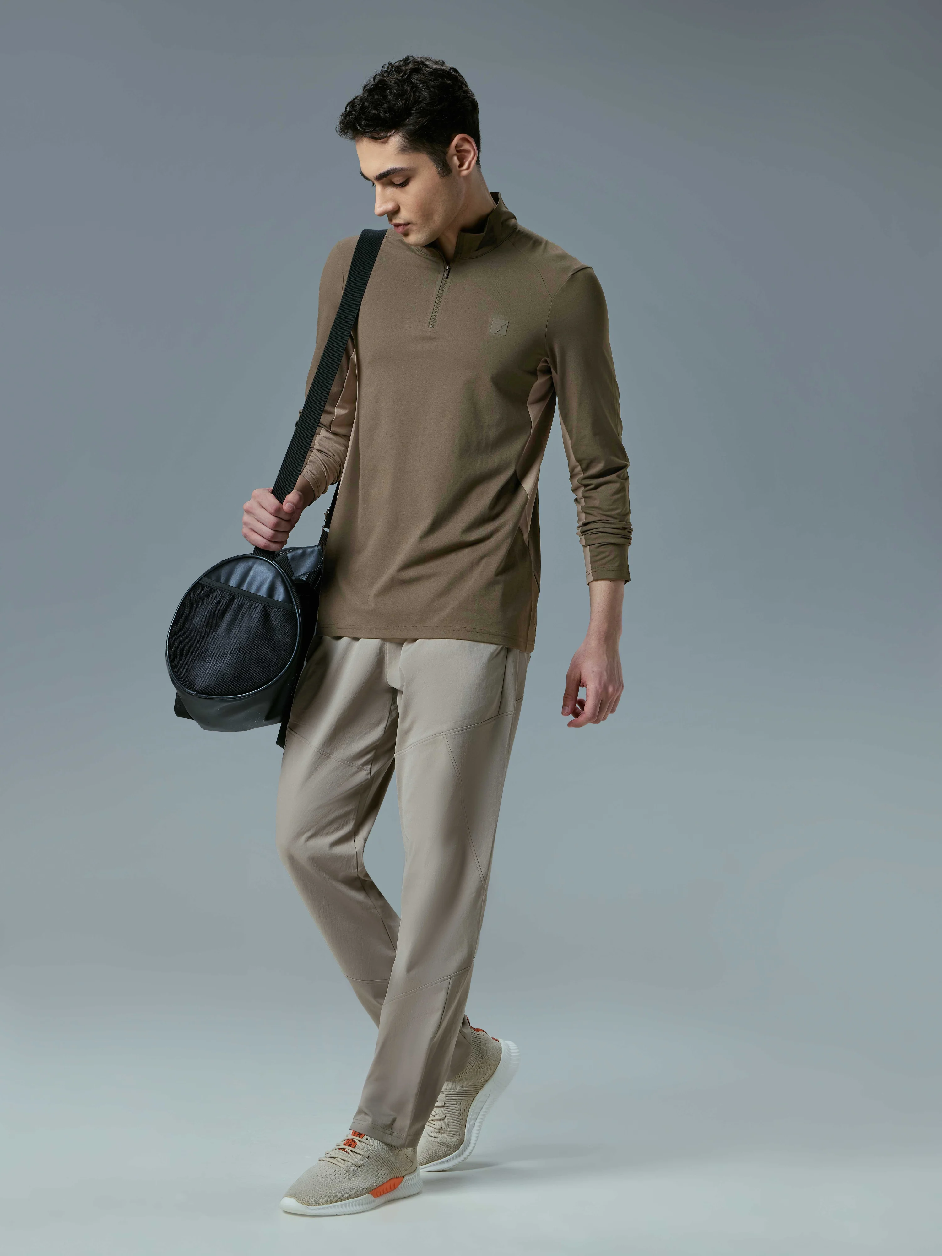 Men Colorblock Slim Fit Mock Neck Sports T-shirt with COTFLEX - Image 5