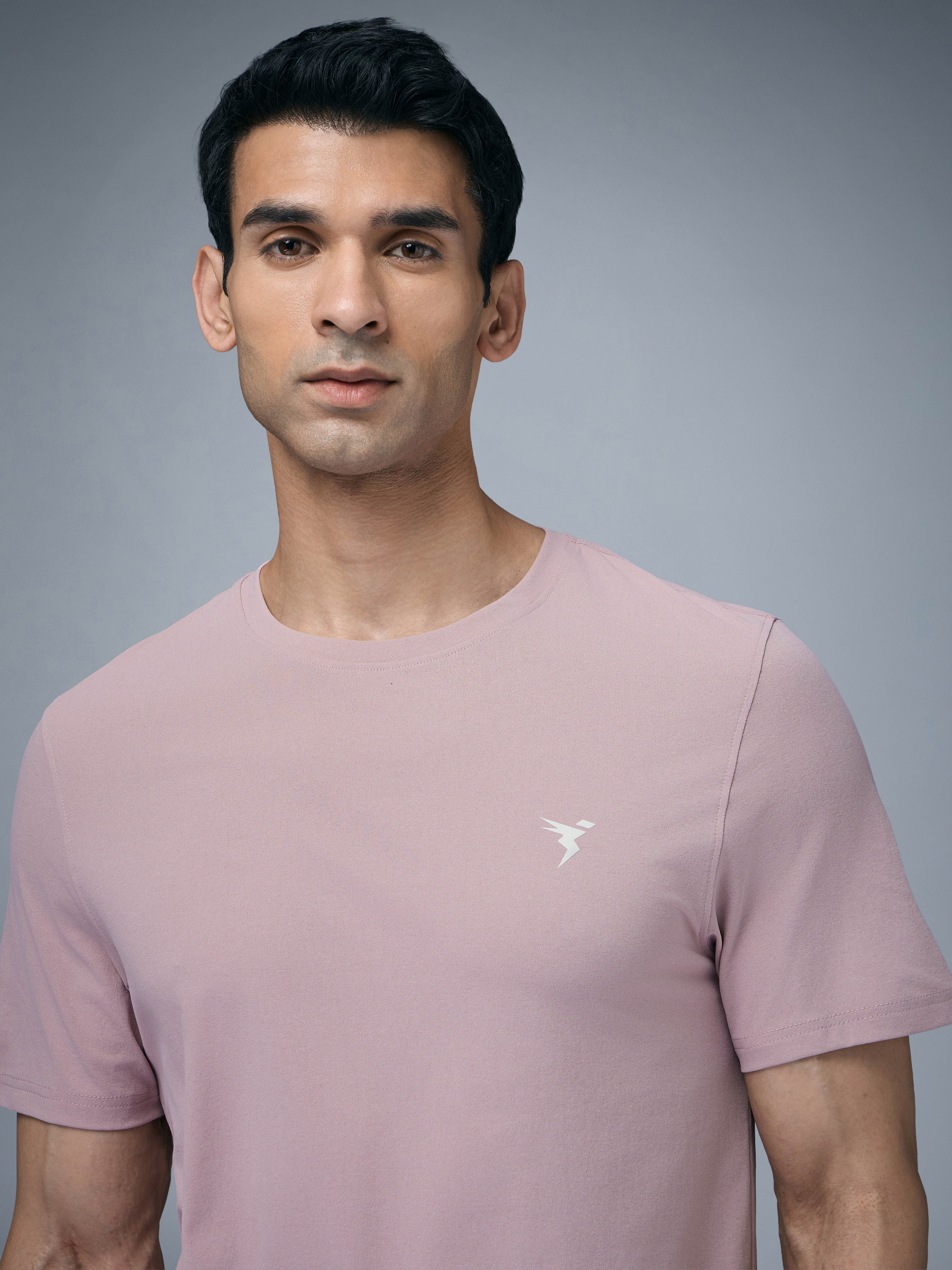Men Solid Slim Fit pack of 3 Crew Neck T-shirt with COTFLEX - Image 7