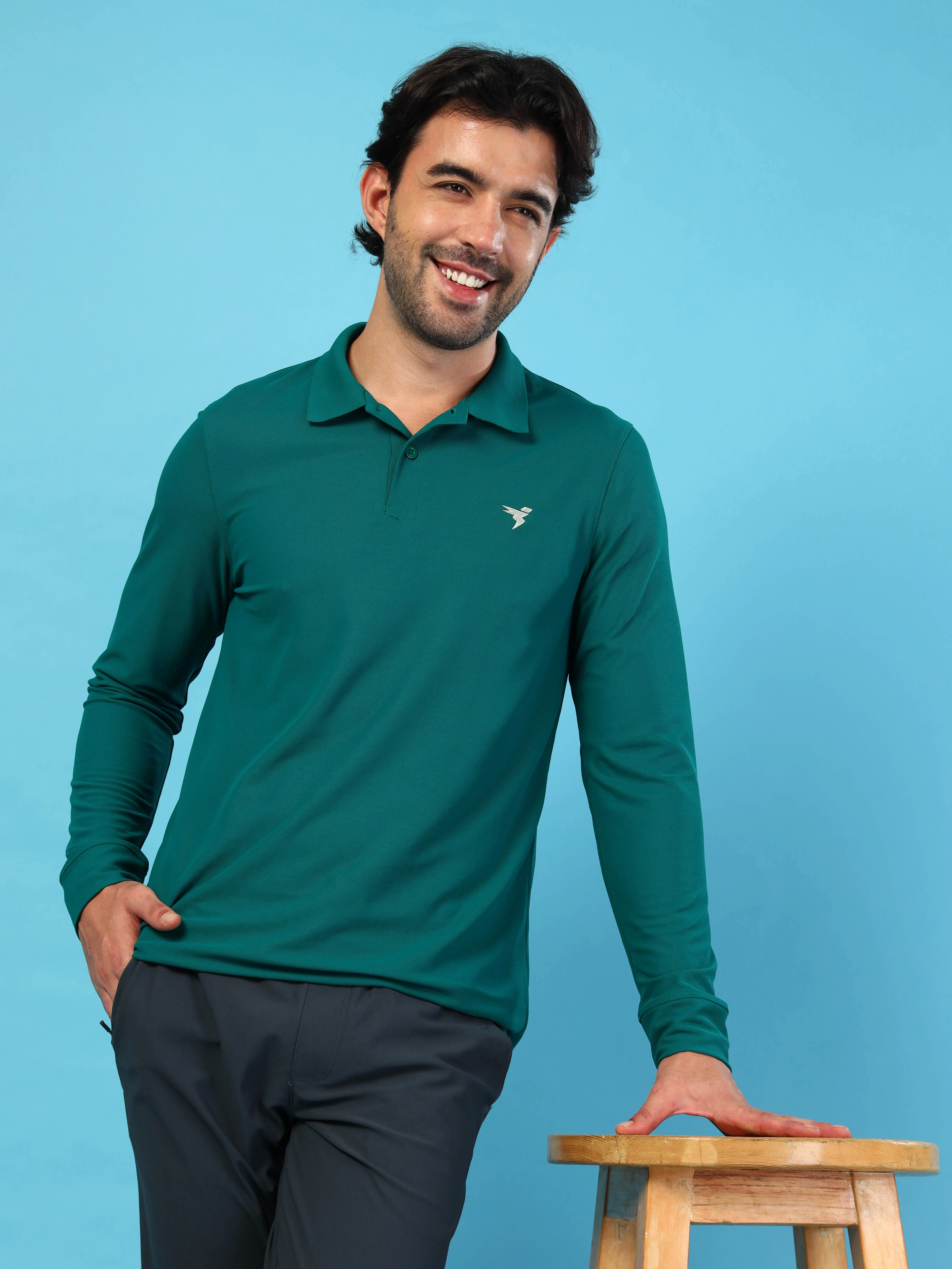 Men Solid Slim Fit Polo T-shirt with MATPIQ
