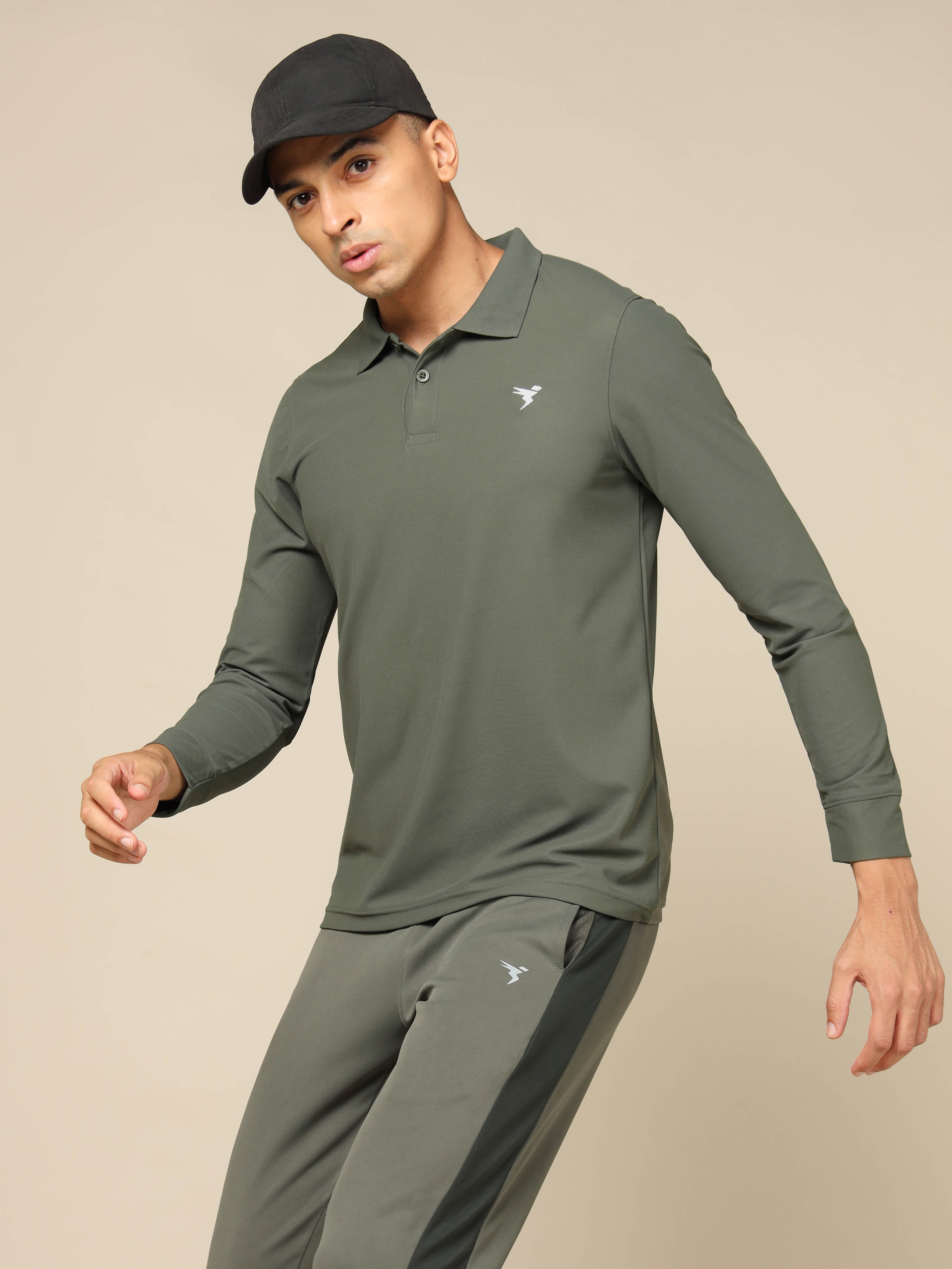 Men Solid Slim Fit Polo T-shirt with MATPIQ - Image 3