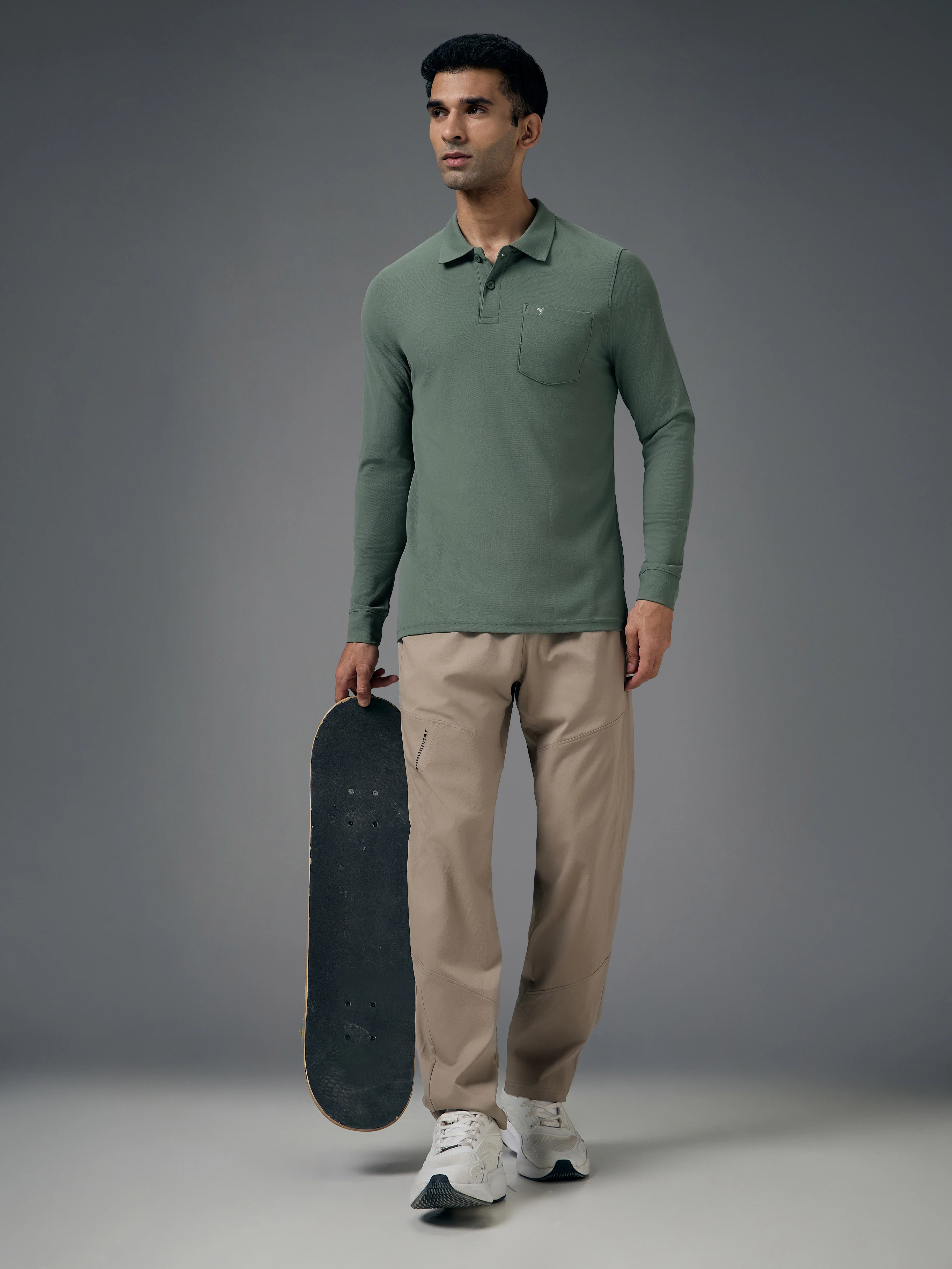 Men Solid Slim Fit Polo T-shirt with MATPIQ - Image 5