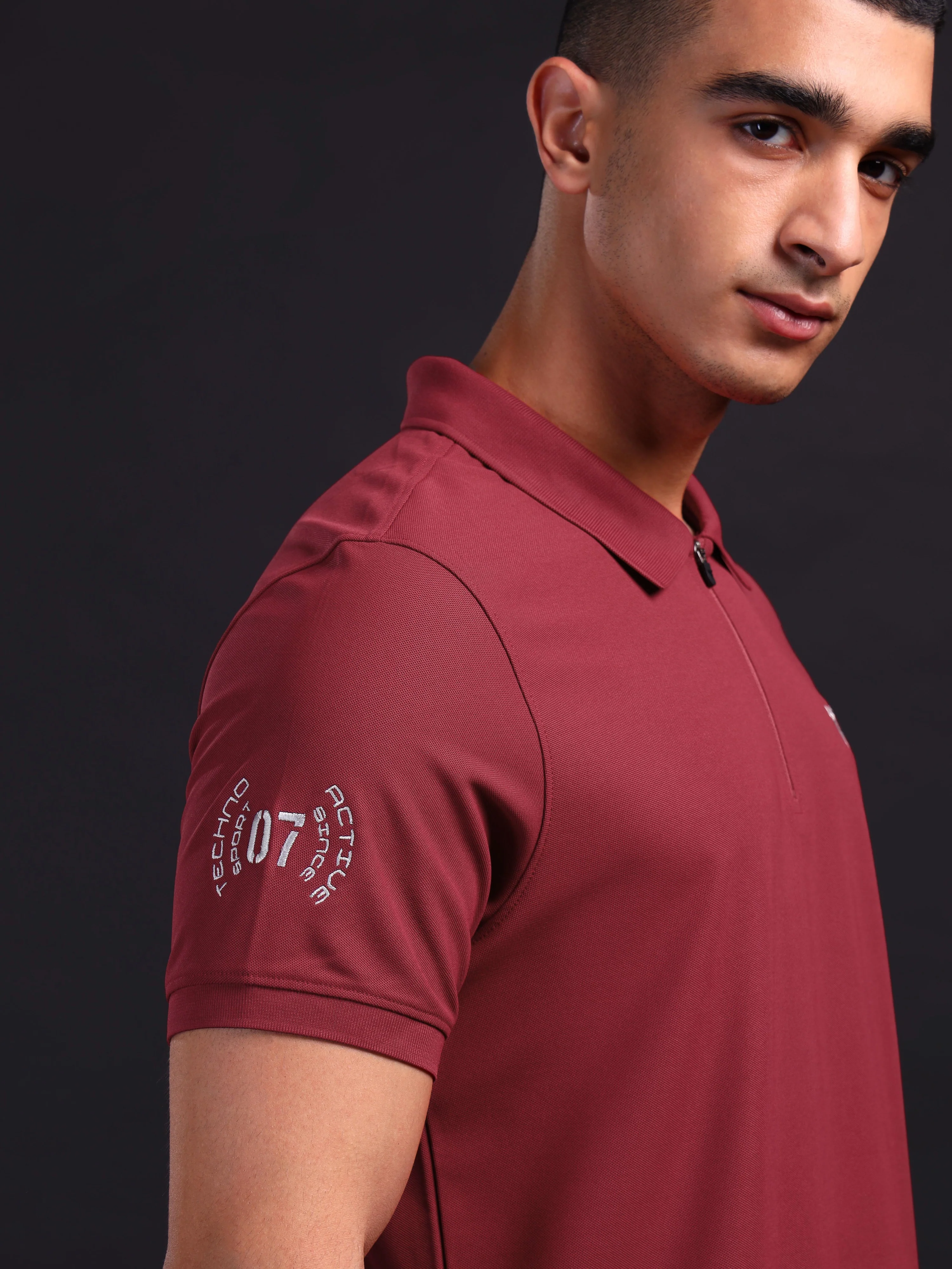 Men Solid Slim Fit Polo T-shirt with MATPIQ - Image 6