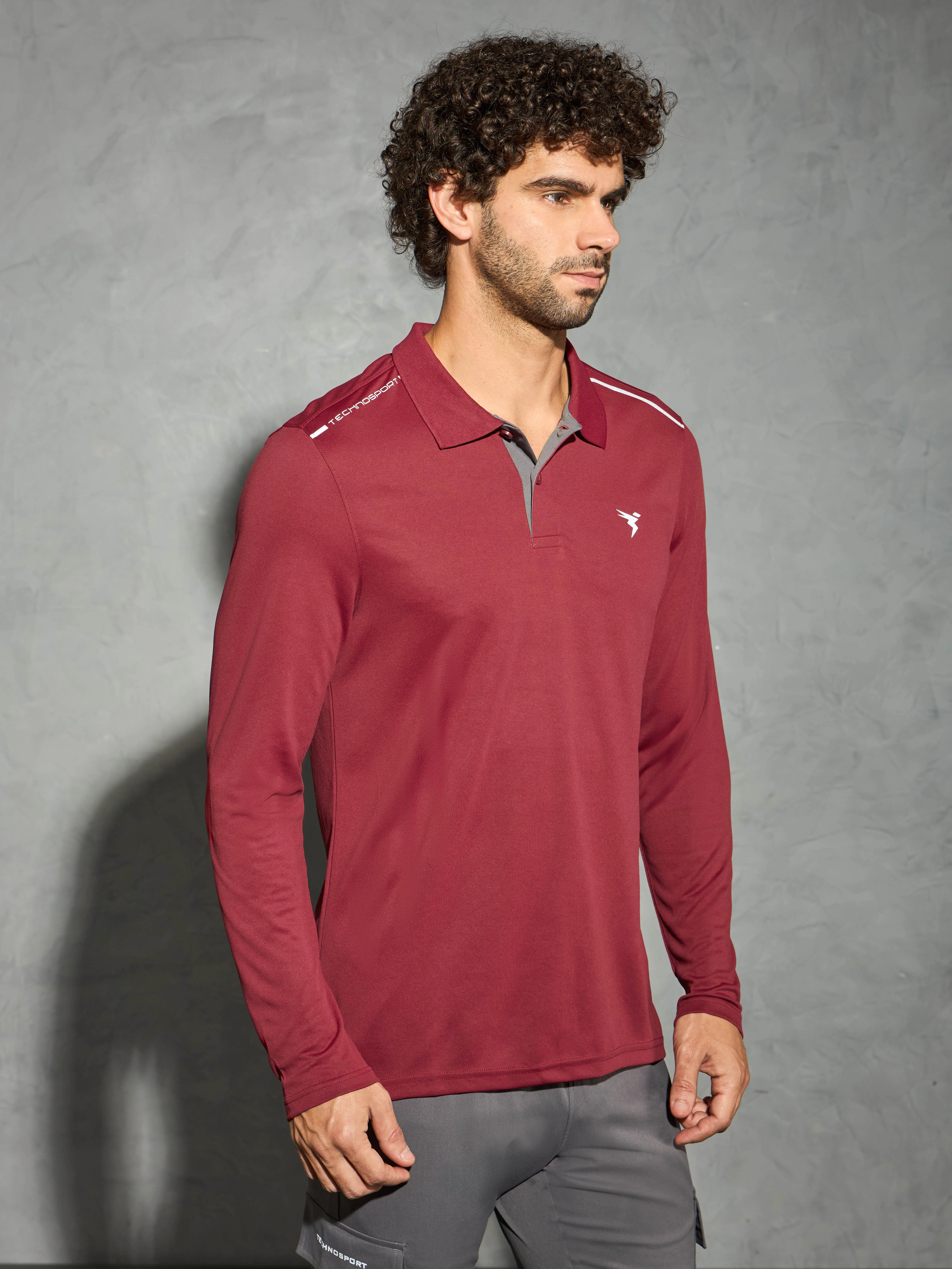 Men Solid Slim Fit Polo T-shirt with TECHNOCOOL+ - Image 4