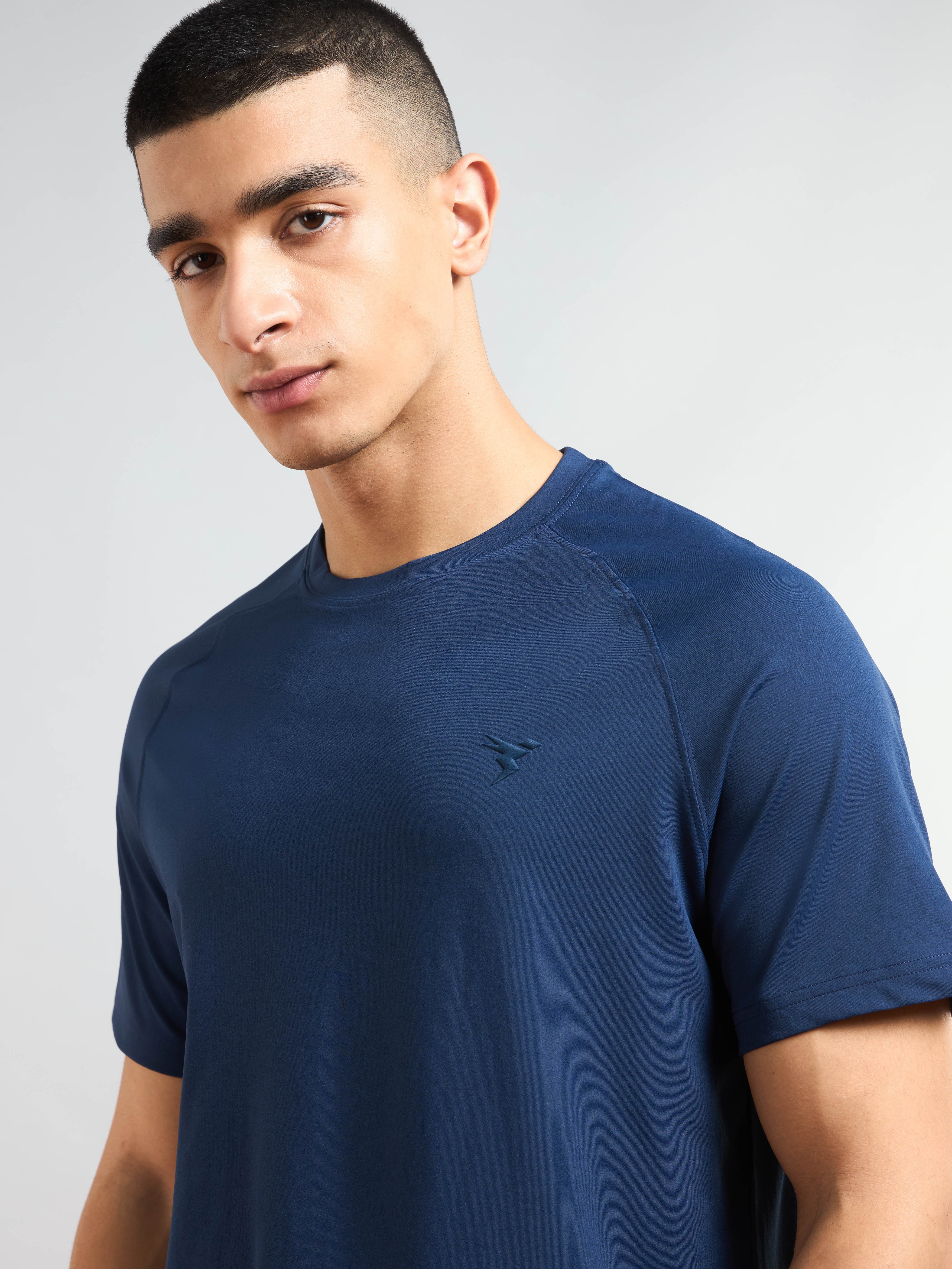 Men Solid Slim Fit Round Neck T-shirt with COTFLEX - Image 6