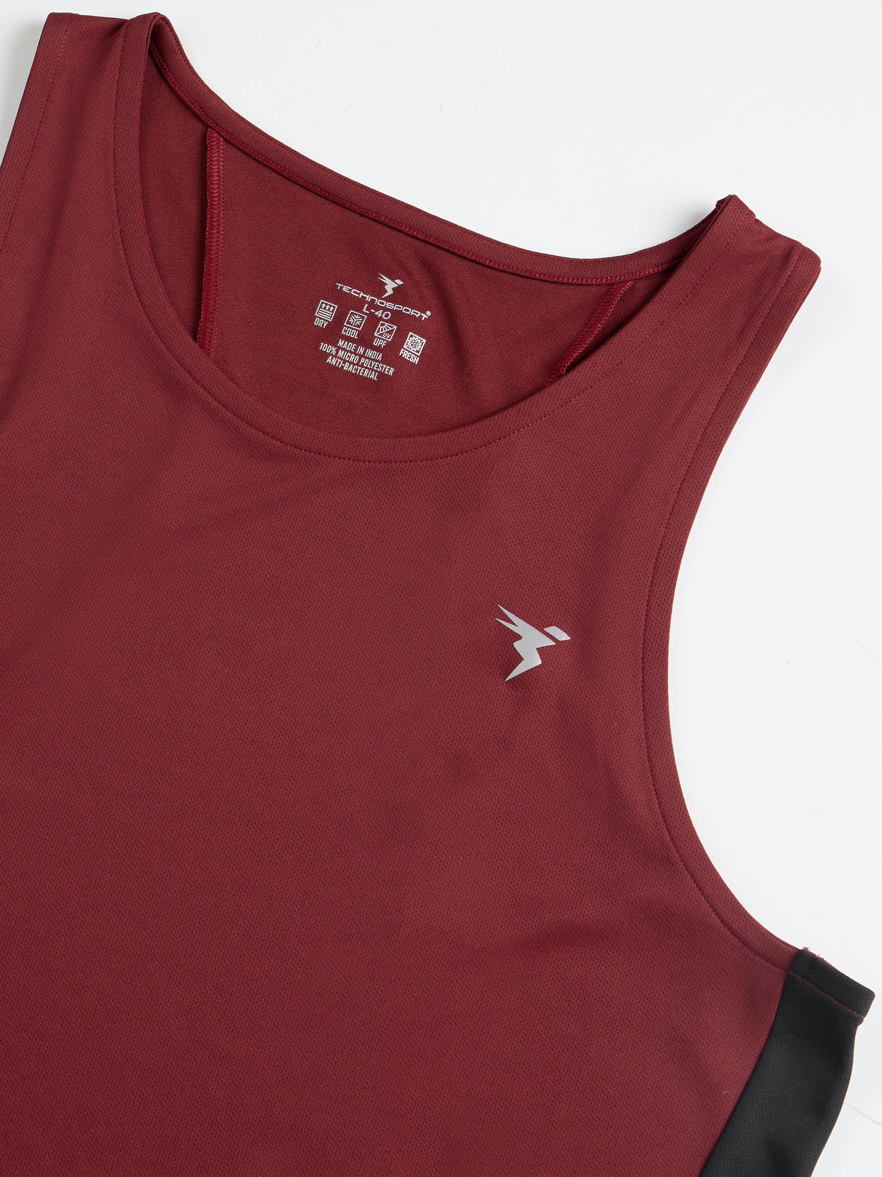 Men Solid Slim Fit Scoop Neck Sports Innerwear Vest with TECHNO COOL+ - Image 8