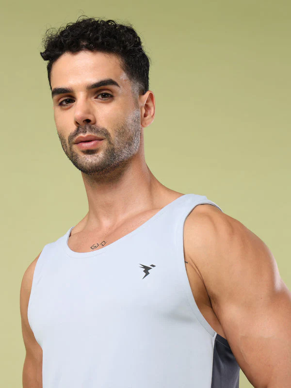 Men Solid Slim Fit Scoop Neck Sports Innerwear Vest with TECHNO COOL+ - Image 5
