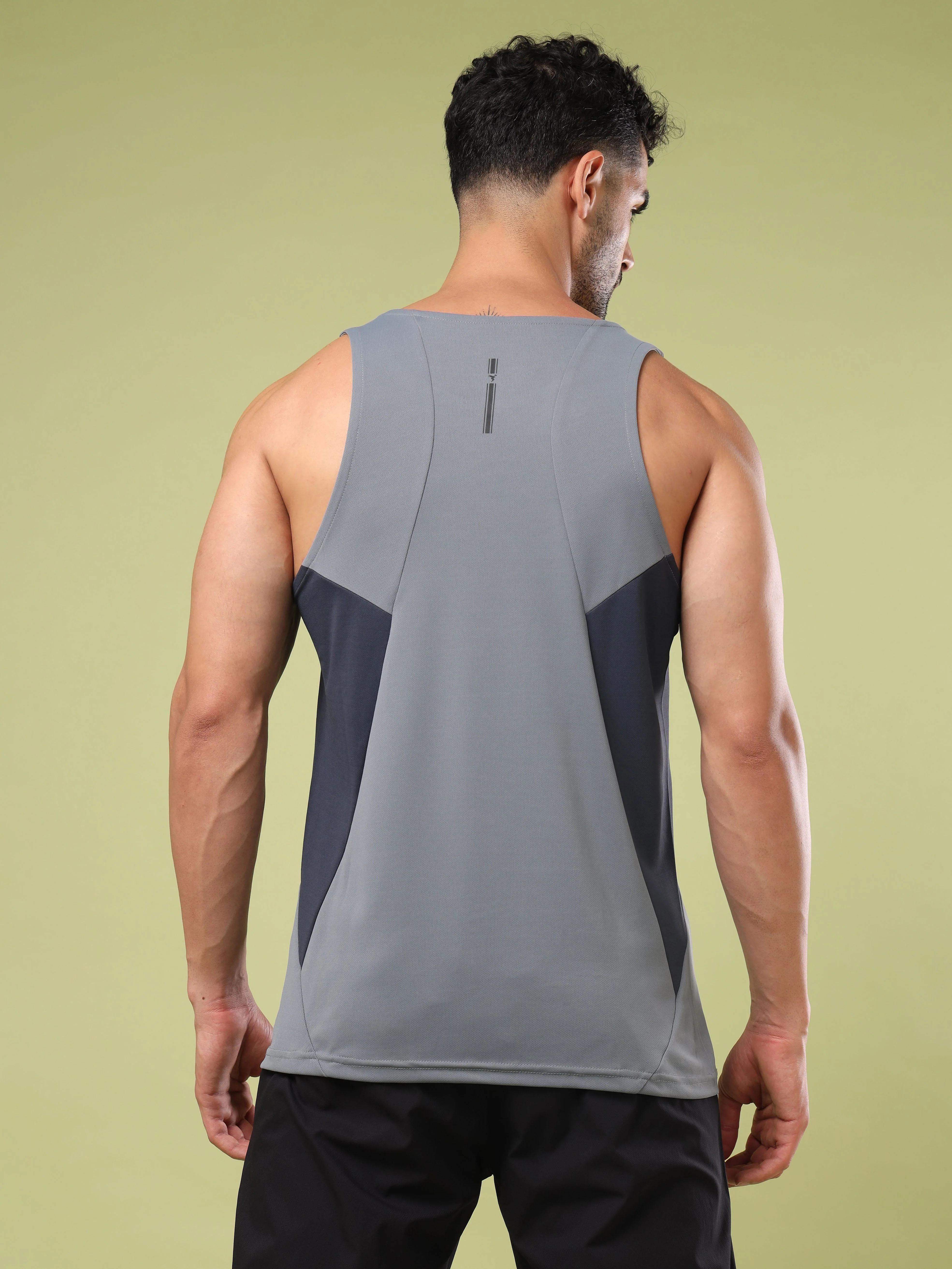Men Solid Slim Fit Scoop Neck Sports Innerwear Vest with TECHNO COOL+ - Image 2