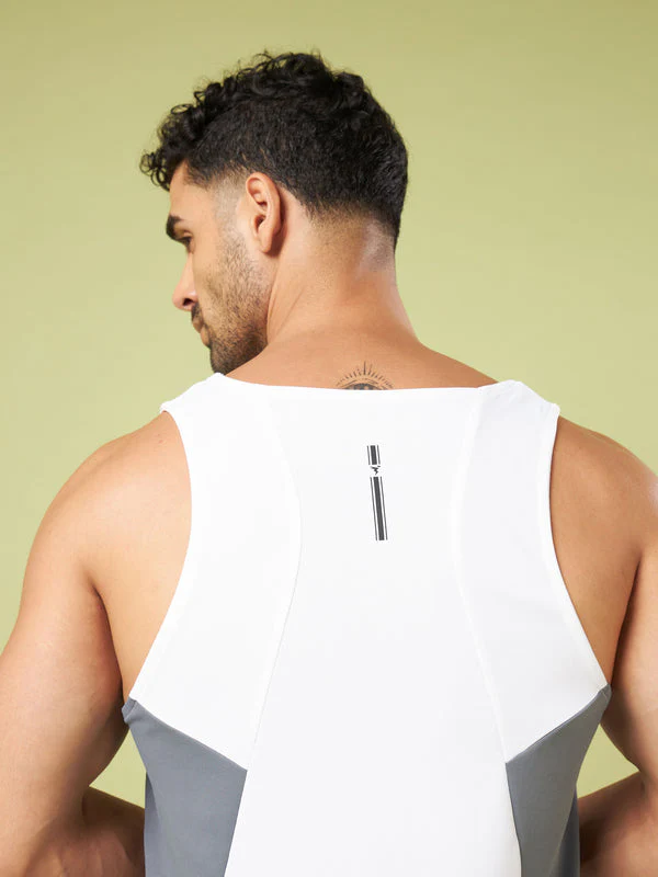 Men Solid Slim Fit Scoop Neck Sports Innerwear Vest with TECHNO COOL+ - Image 7