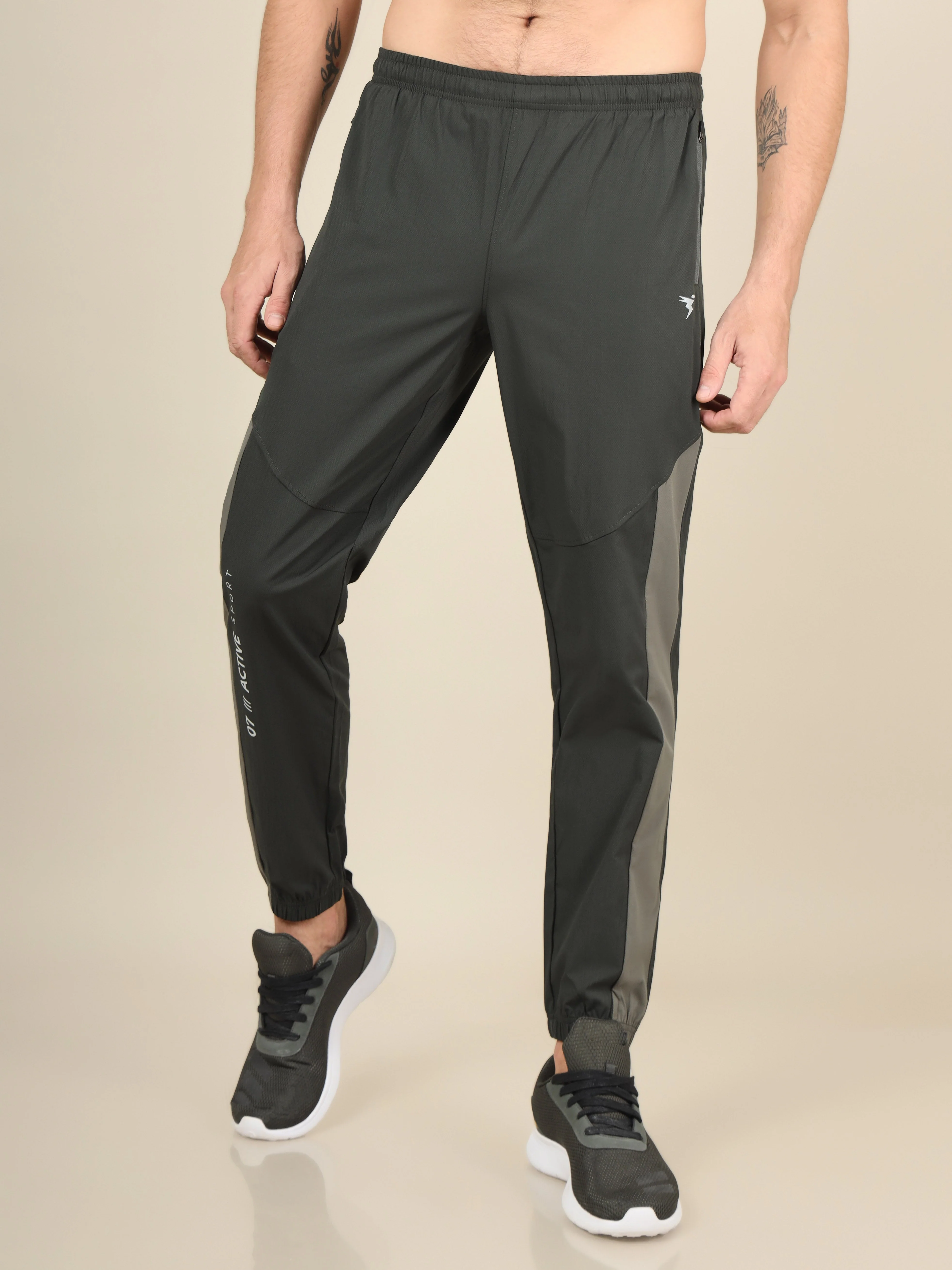 Men Solid Slim Fit Sports Joggers with TECHNOLITE - Image 3