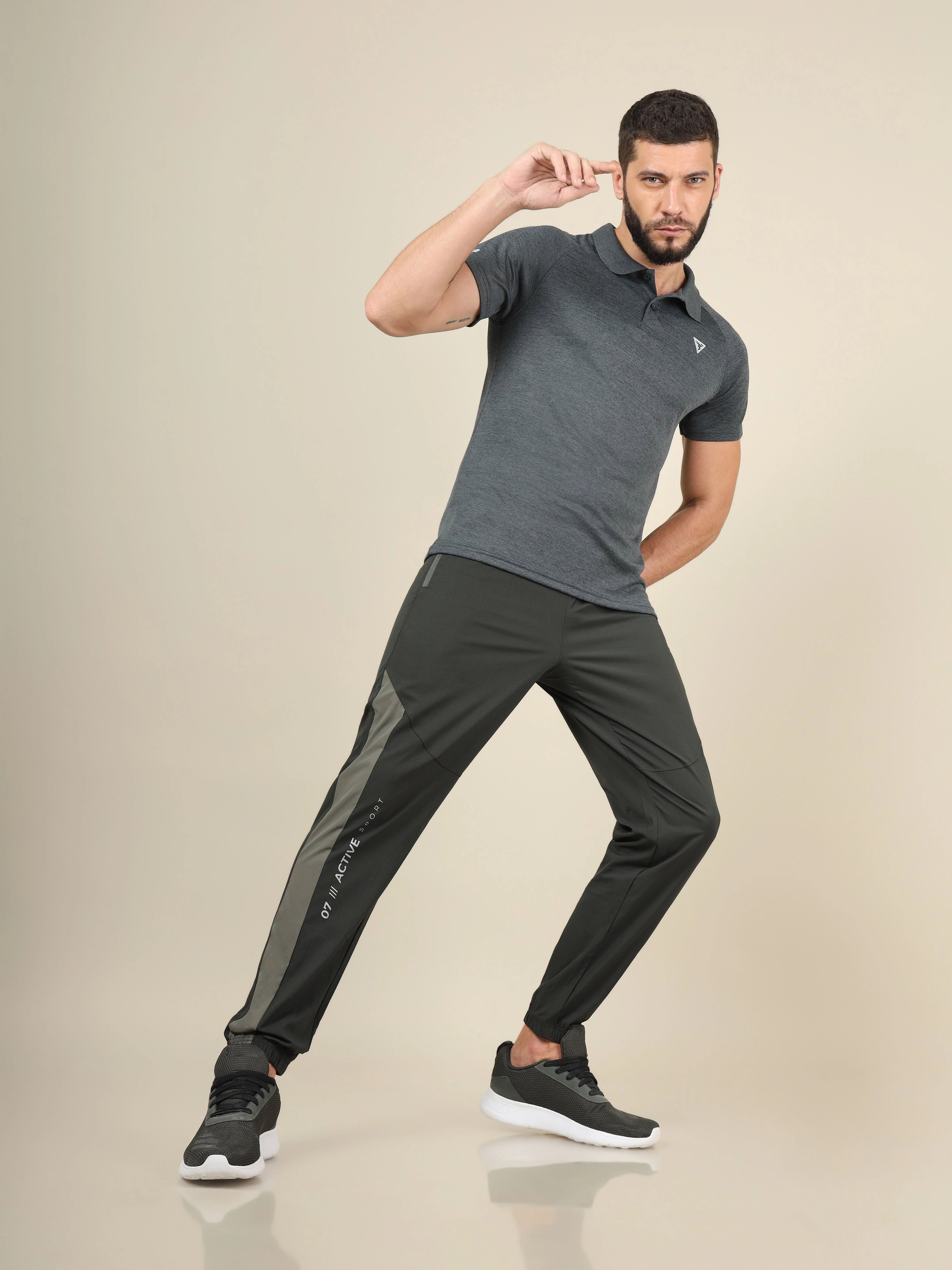 Men Solid Slim Fit Sports Joggers with TECHNOLITE - Image 6