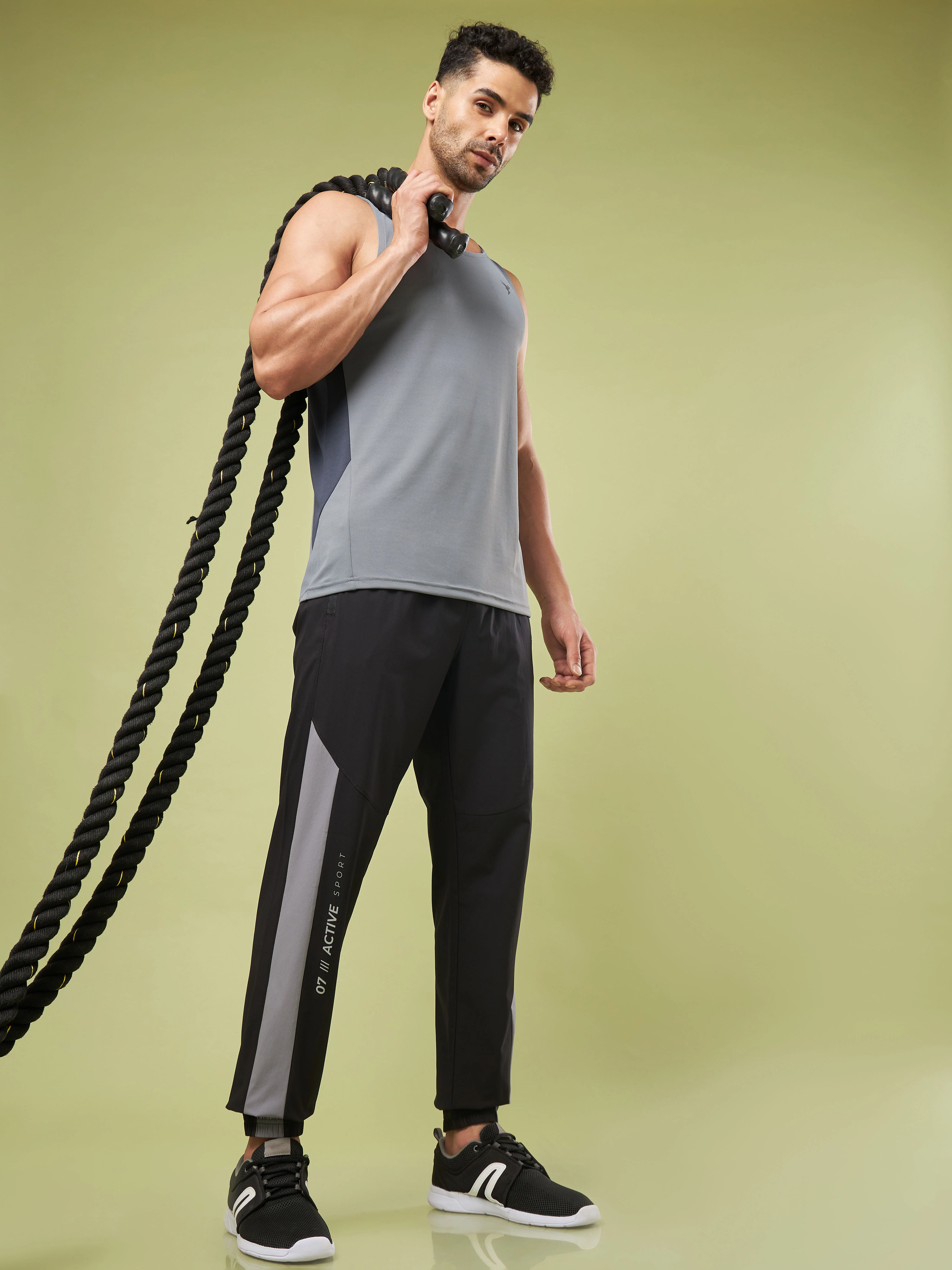 Men Solid Slim Fit Sports Joggers with TECHNOLITE - Image 4