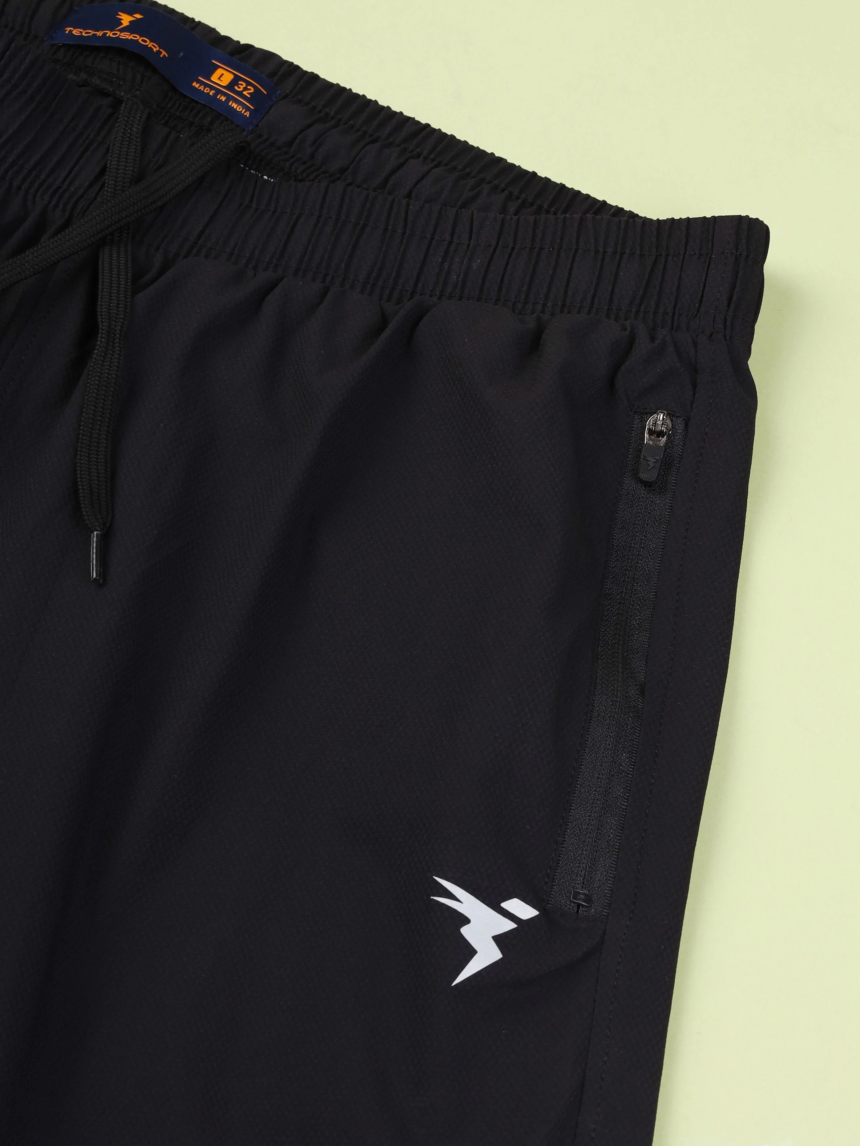Men Solid Slim Fit Sports Joggers with TECHNOLITE - Image 7