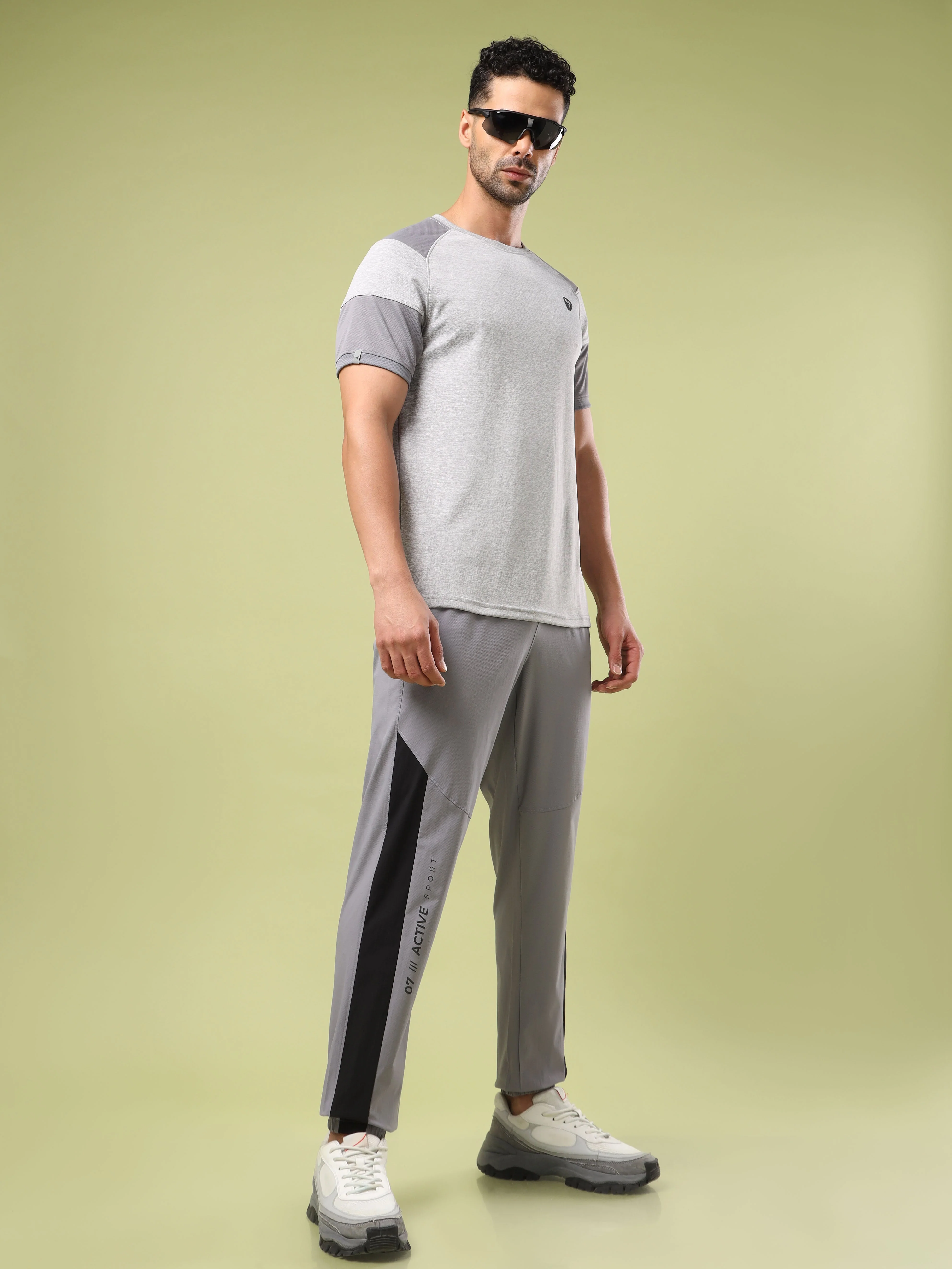 Men Solid Slim Fit Sports Joggers with TECHNOLITE - Image 5
