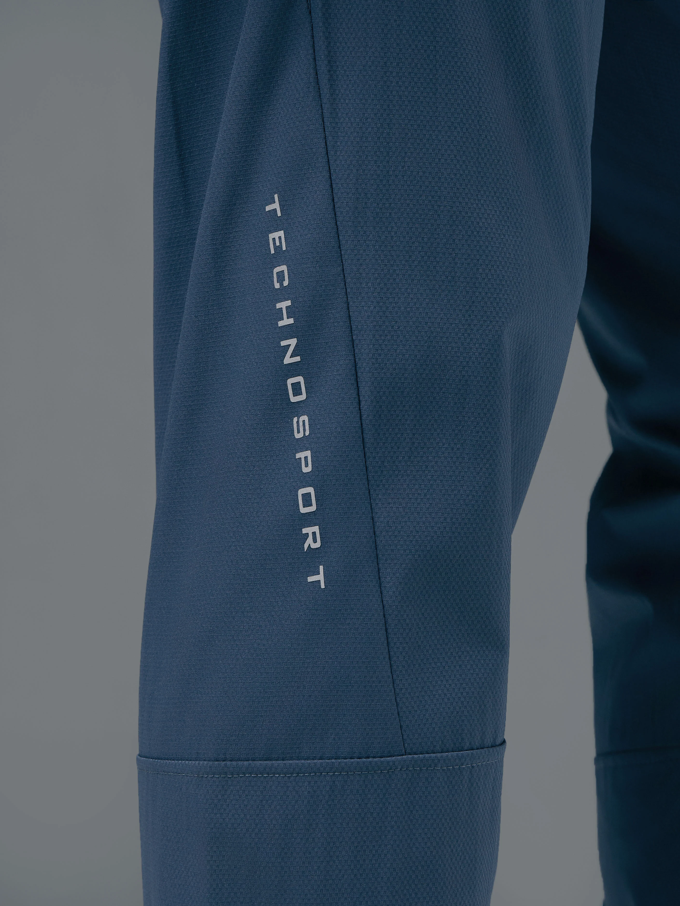Men Solid Slim Fit Sports Trackpants with TS LYTRA - Image 9