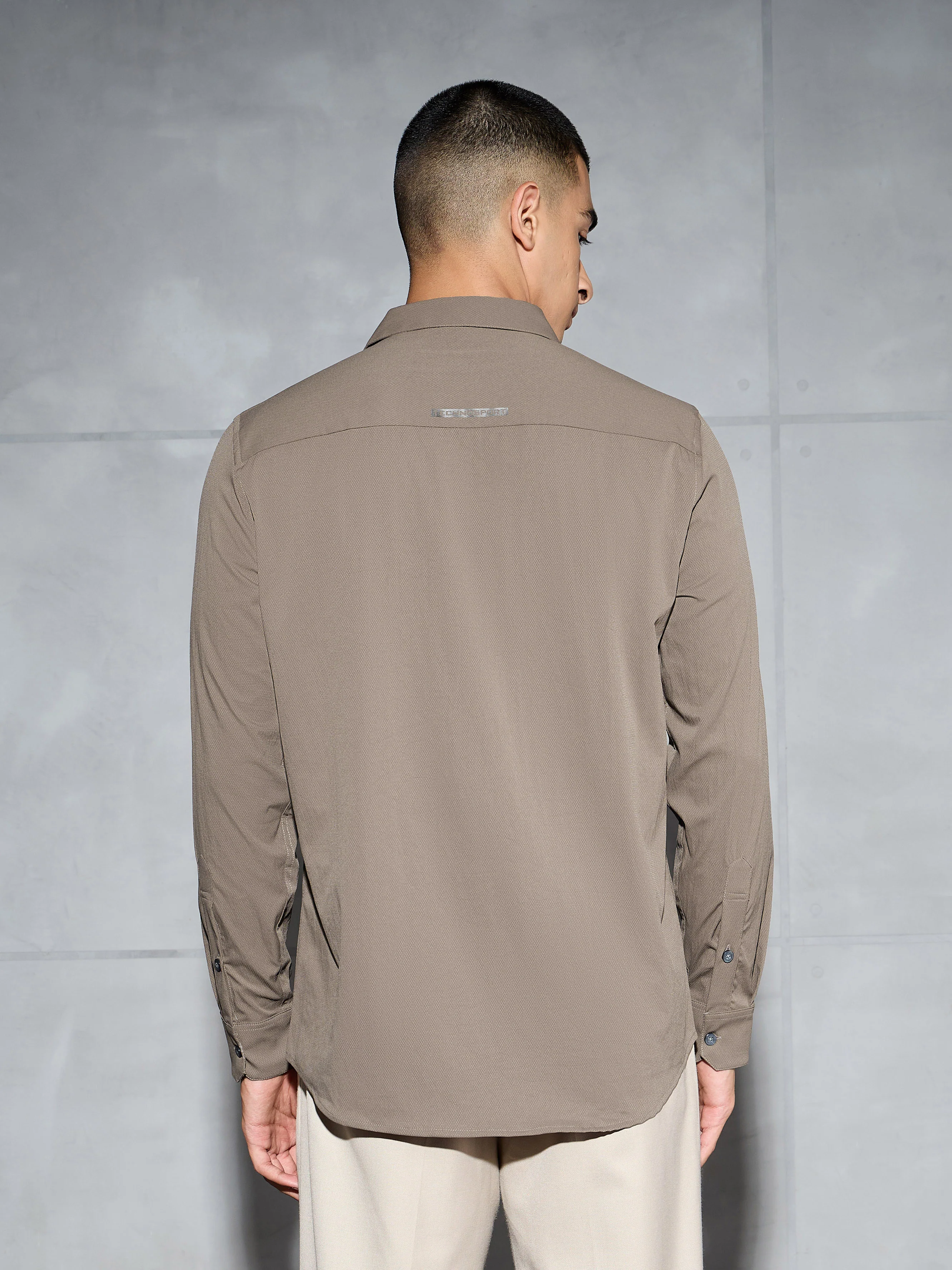 Men Solid Slim Fit Spread Collar Shirt with TS LYTRA - Image 3