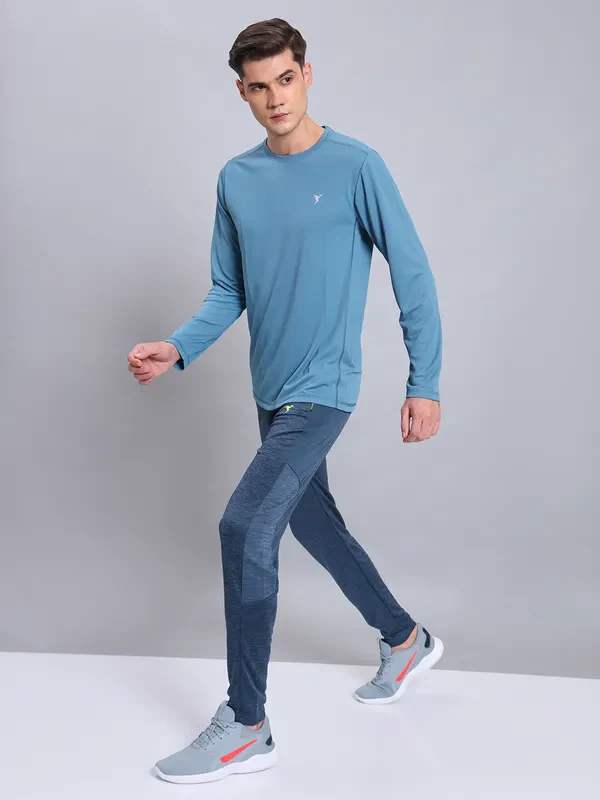 Men Solid Slim Fit Crew Neck T-shirt with TECHNO COOL+ - Image 5