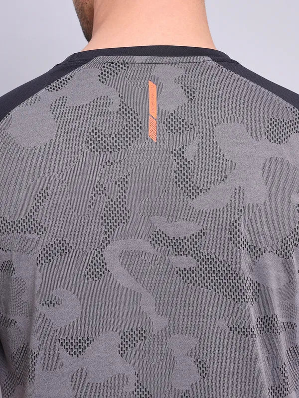 Men Jacquard Slim Fit Crew Neck T-shirt with VENTMESH - Image 7