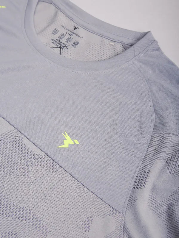 Men Jacquard Slim Fit Crew Neck T-shirt with VENTMESH - Image 8