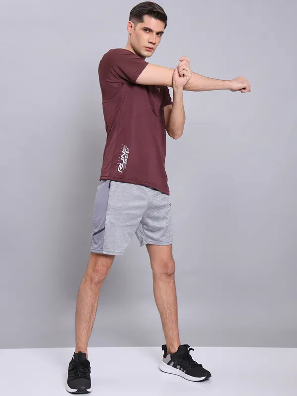 Men Self Design Slim Fit Crew Neck T-shirt with VENTMESH - Image 5