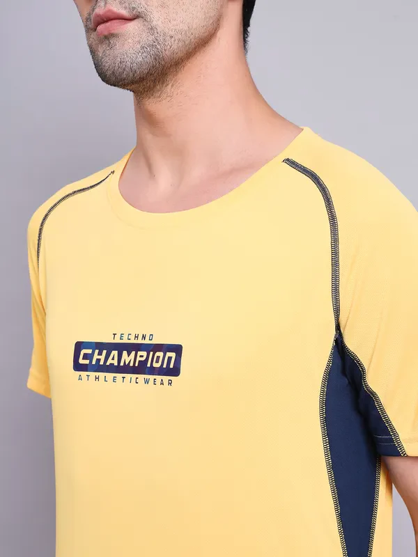 Men Printed Regular Fit Crew Neck T-shirt with TECHNO COOL+ - Image 5