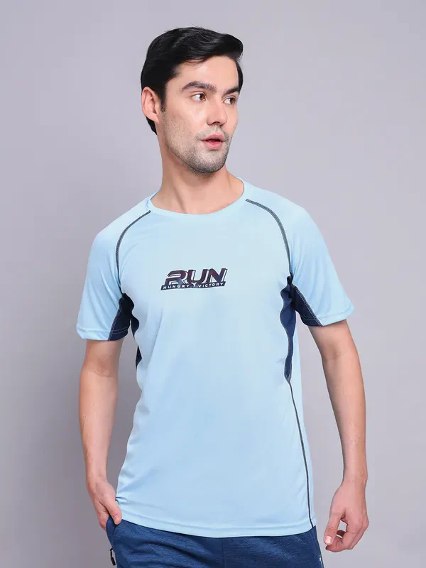 Men Printed Regular Fit Crew Neck T-shirt with TECHNO COOL+