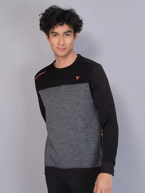 Men Melange Slim Fit Crew Neck Sweatshirt with TECHNO WARM+ - Image 5