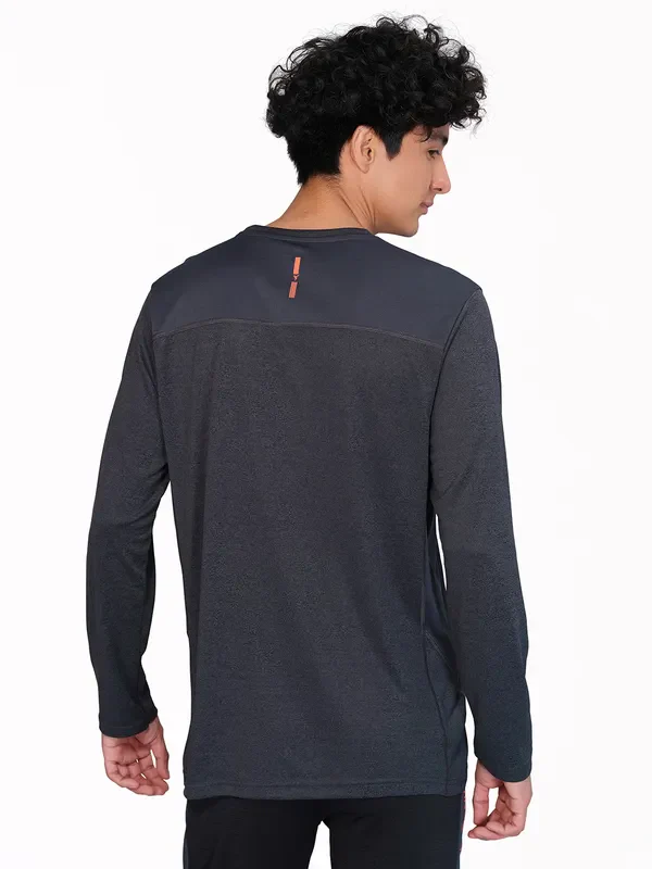 Men Melange Slim Fit Crew Neck T-shirt with DOUBLE COOL - Image 3