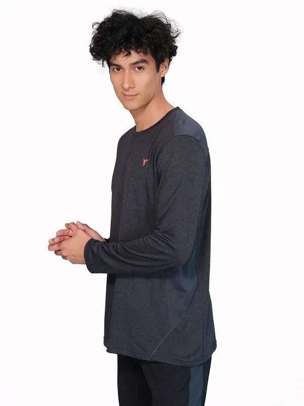 Men Melange Slim Fit Crew Neck T-shirt with DOUBLE COOL - Image 4