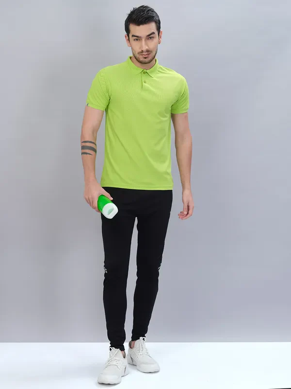 Men Solid Slim Fit Polo T-shirt with MATPIQ - Image 2