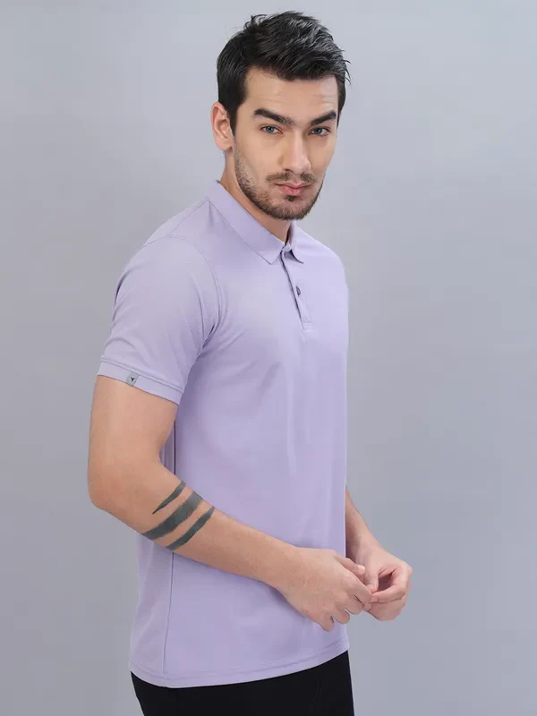 Men Solid Slim Fit Polo T-shirt with MATPIQ