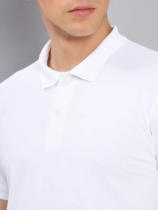 Men Solid Slim Fit Polo T-shirt with MATPIQ - Image 5