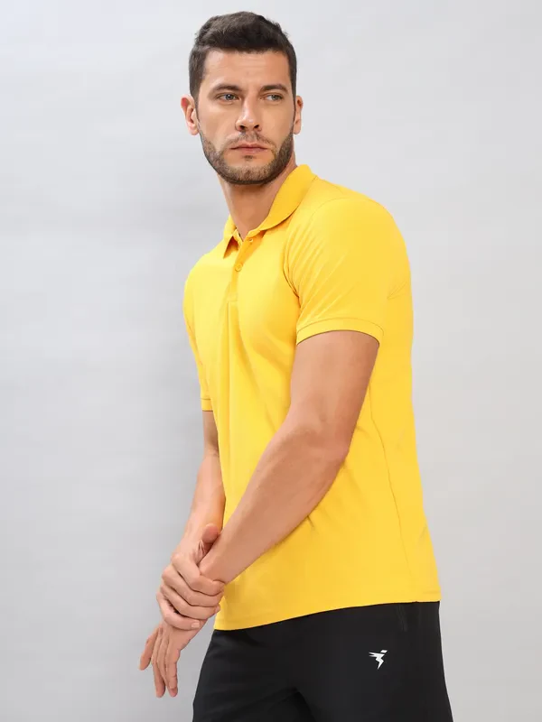Men Solid Slim Fit Polo T-shirt with MATPIQ - Image 3