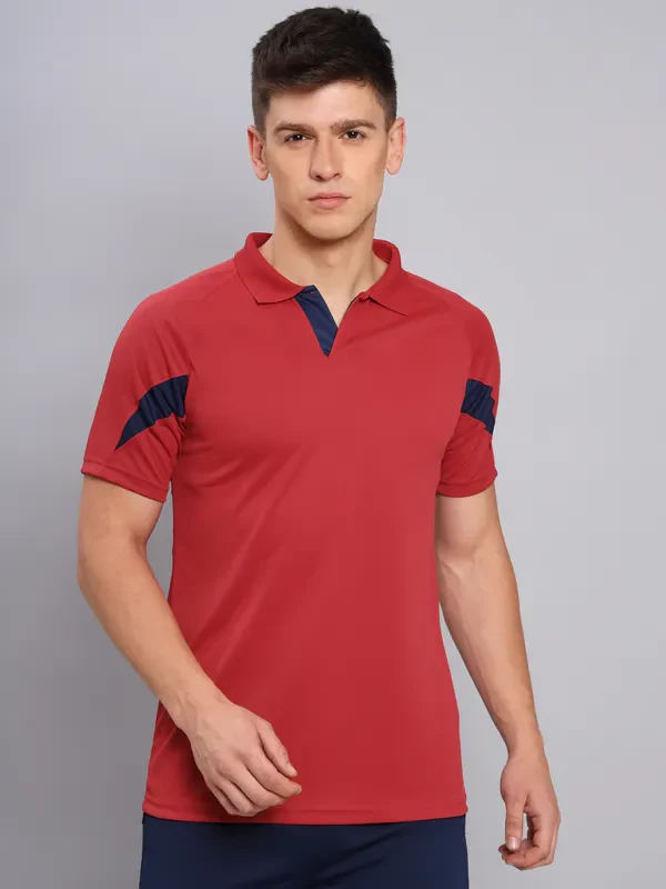 Men Colorblock Slim Fit Polo T-shirt with TECHNO COOL+